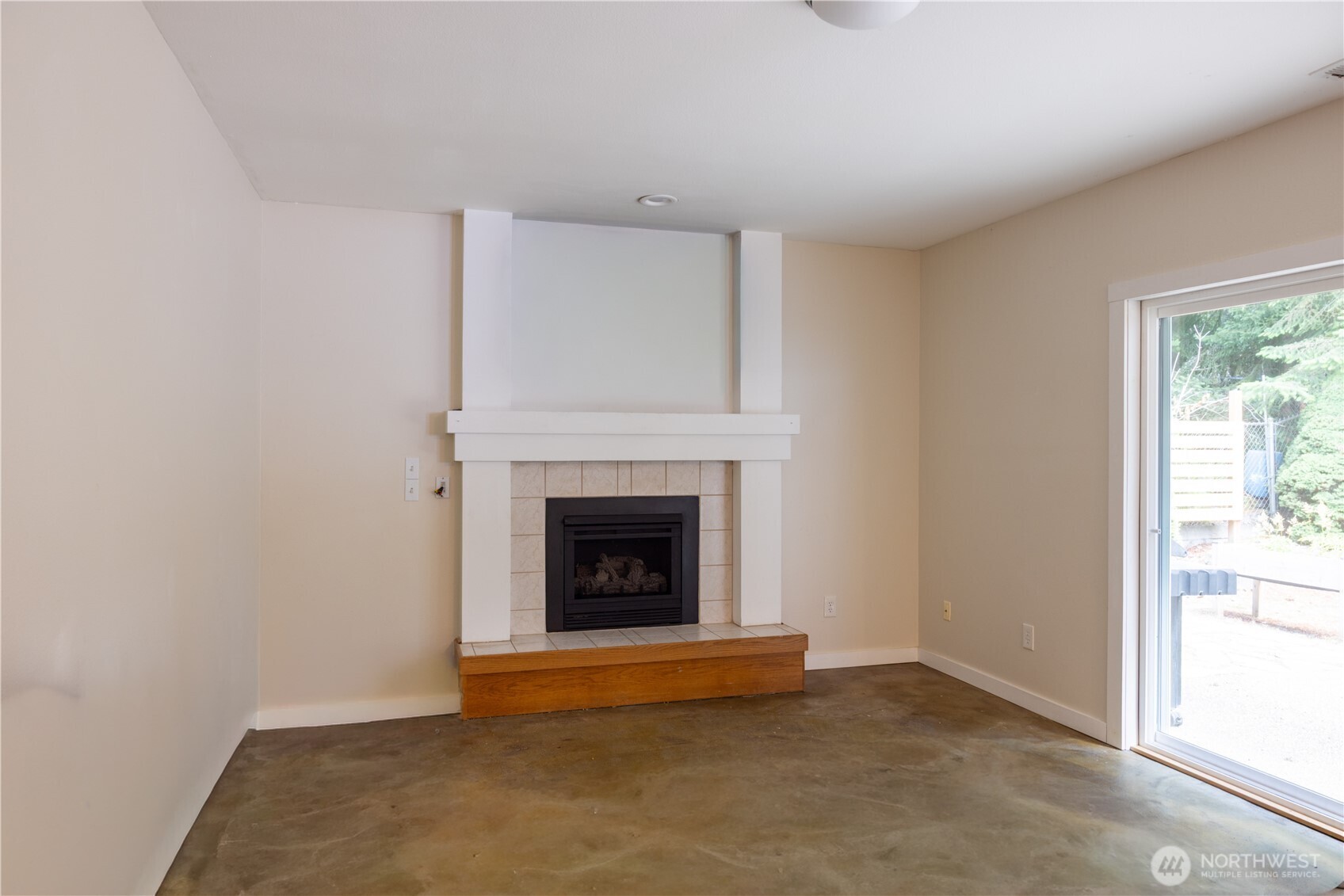 11608 41st Avenue Property Photo 15