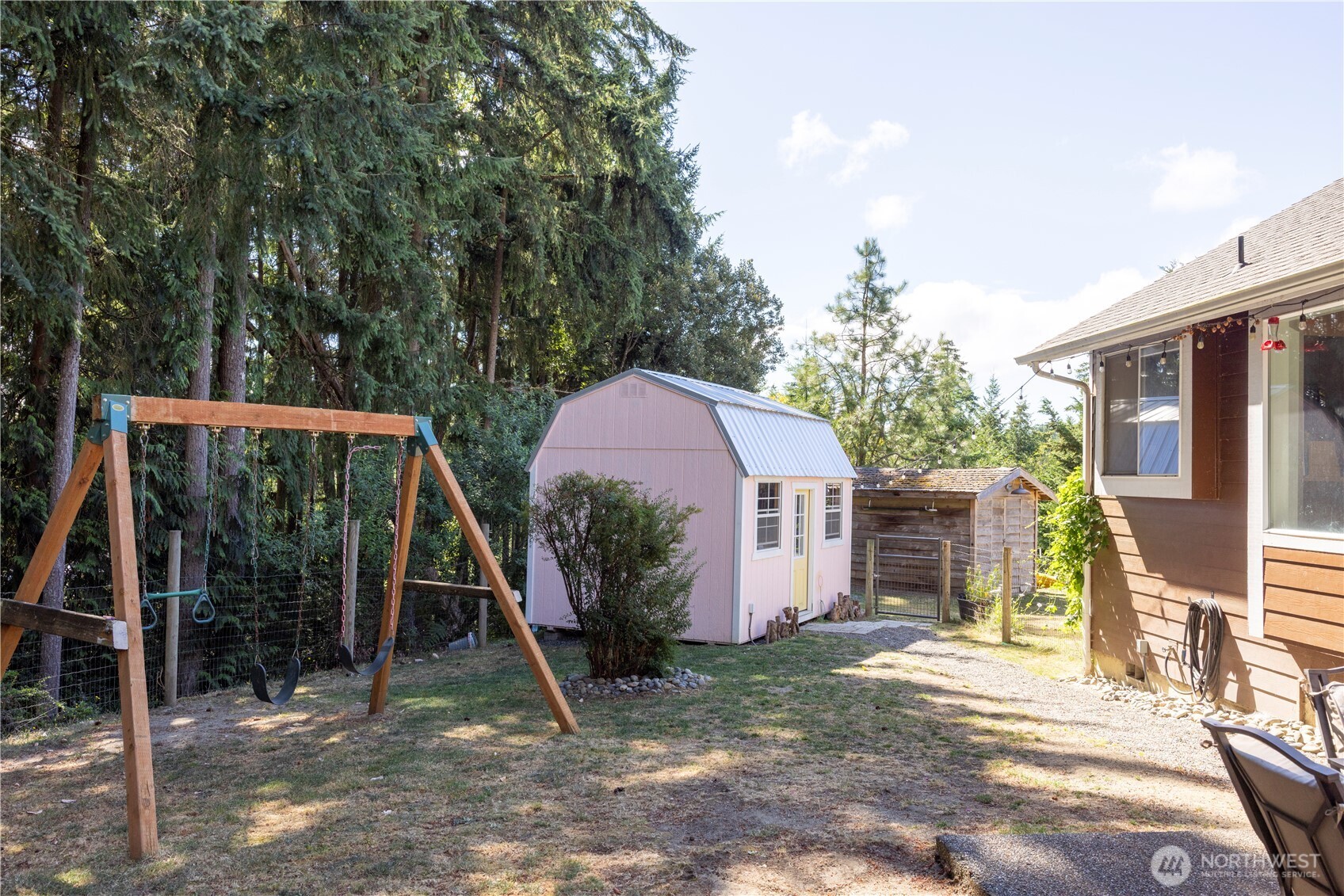 11608 41st Avenue Property Photo 27