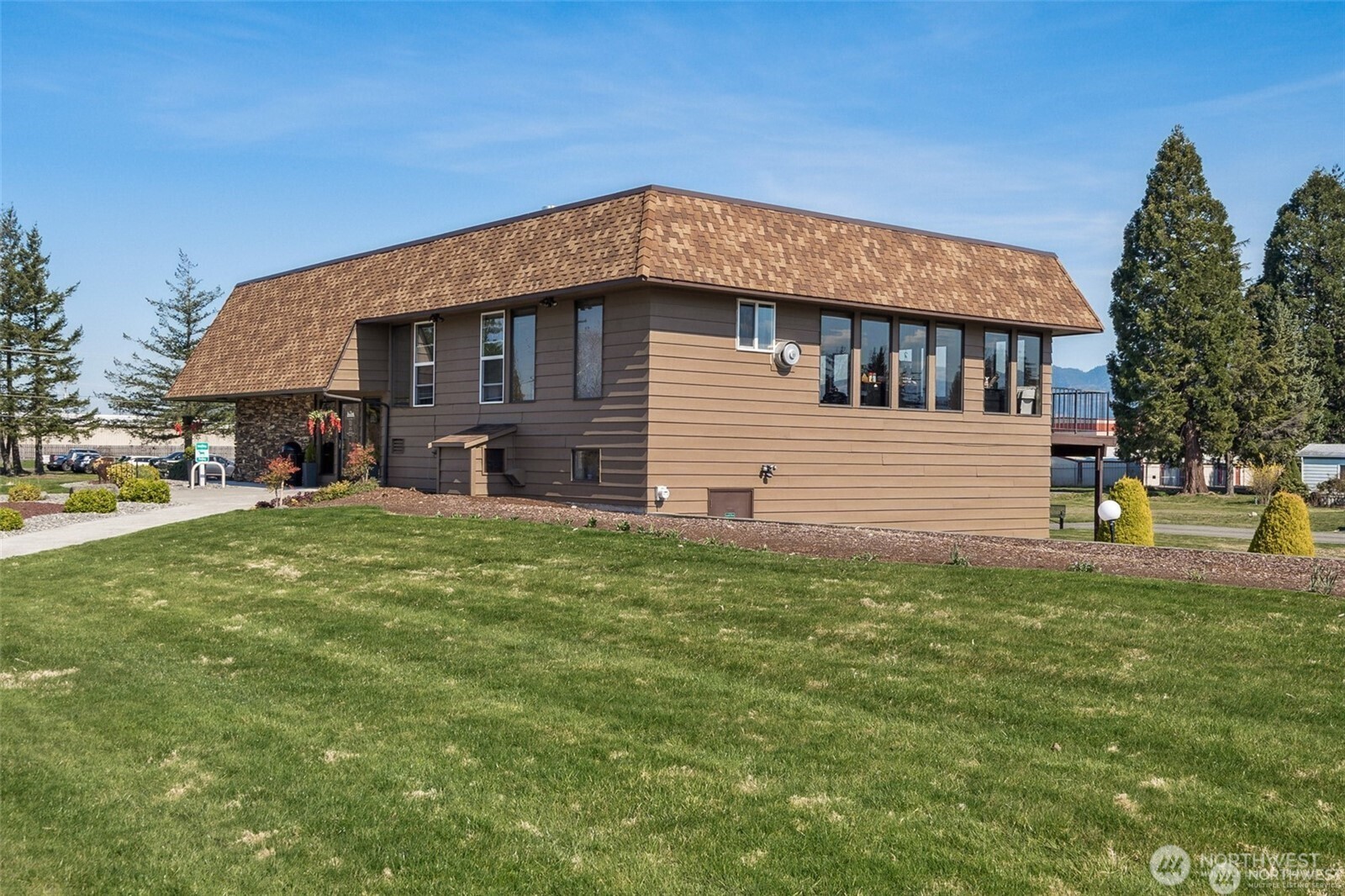 802 Cottonwood Drive Property Photo 16