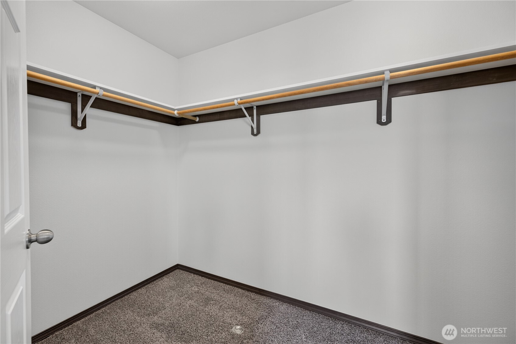 619 Kimberly Avenue Property Photo 13
