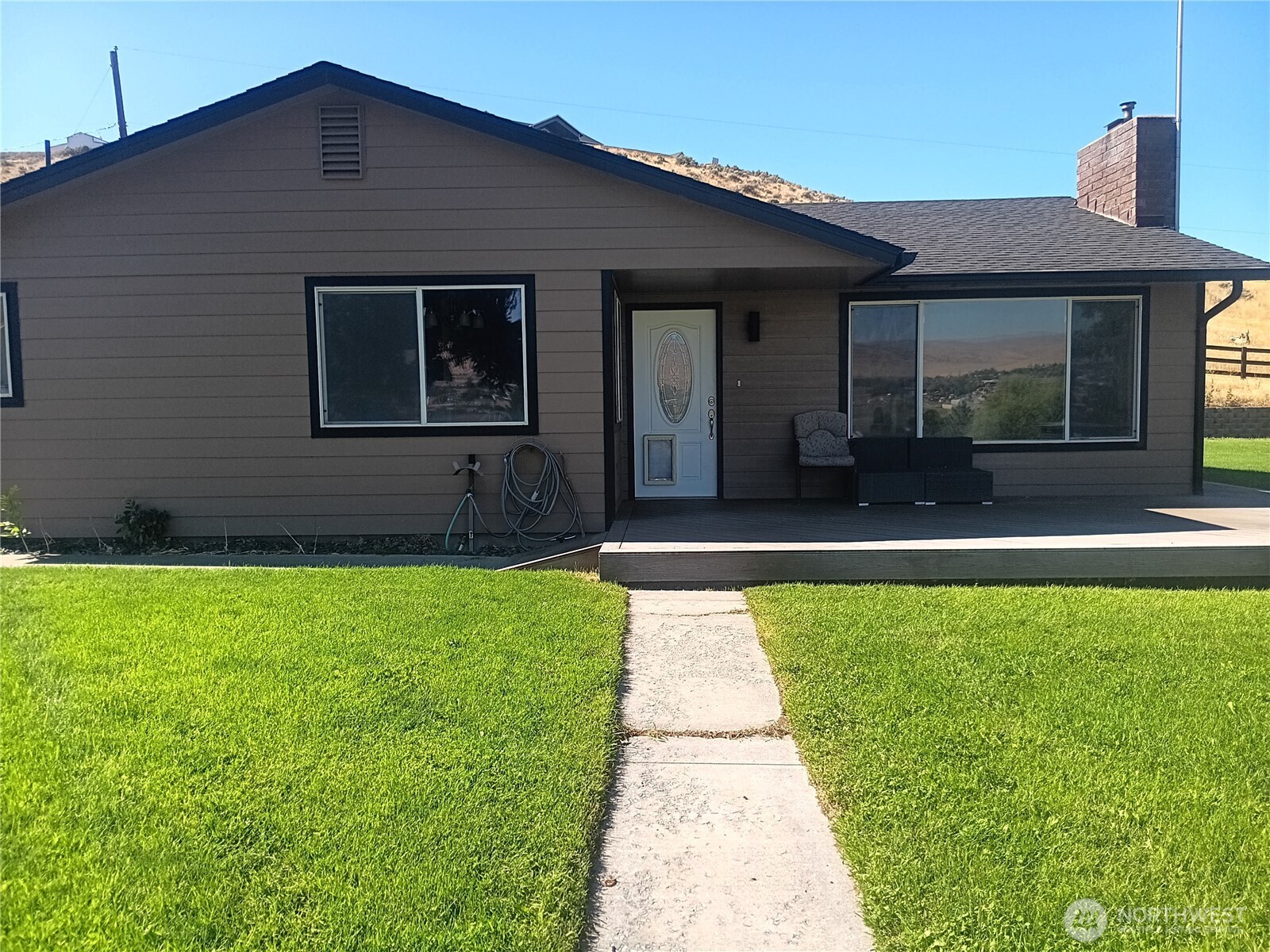 260 Adobe Way Property Photo 1