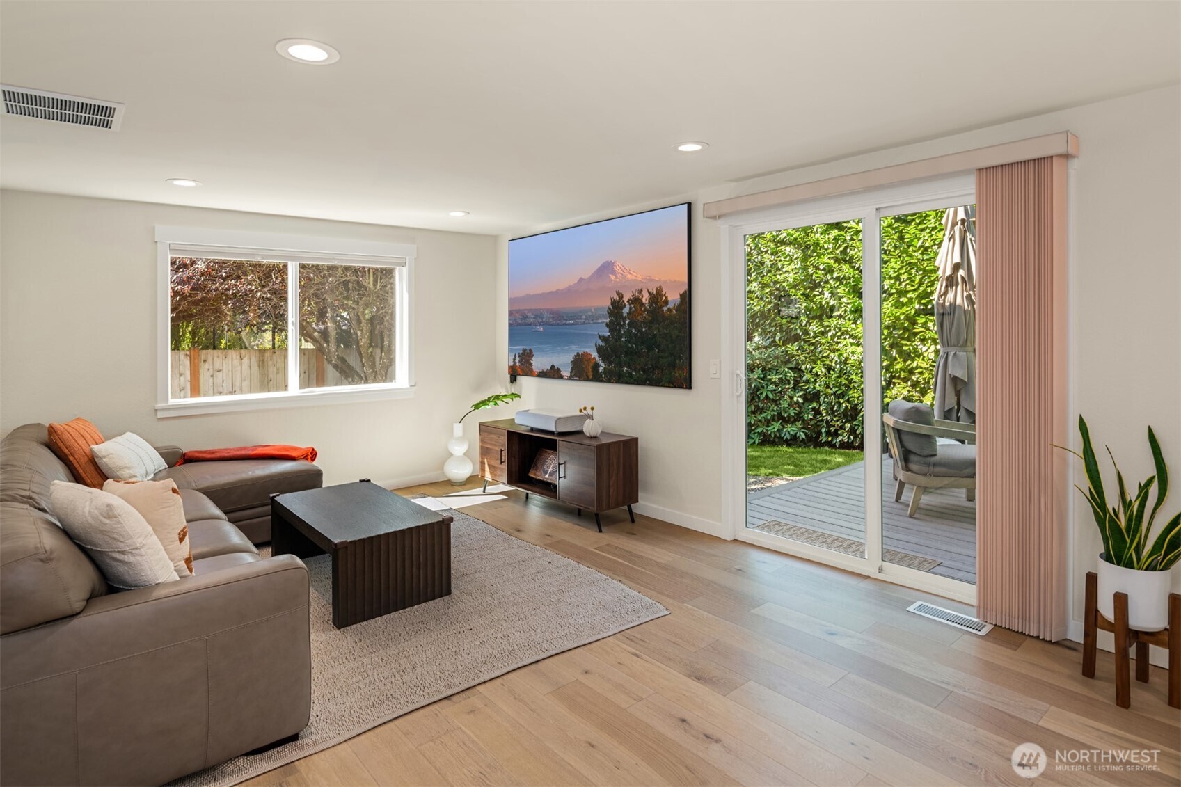 11138 127th Place Property Photo 12