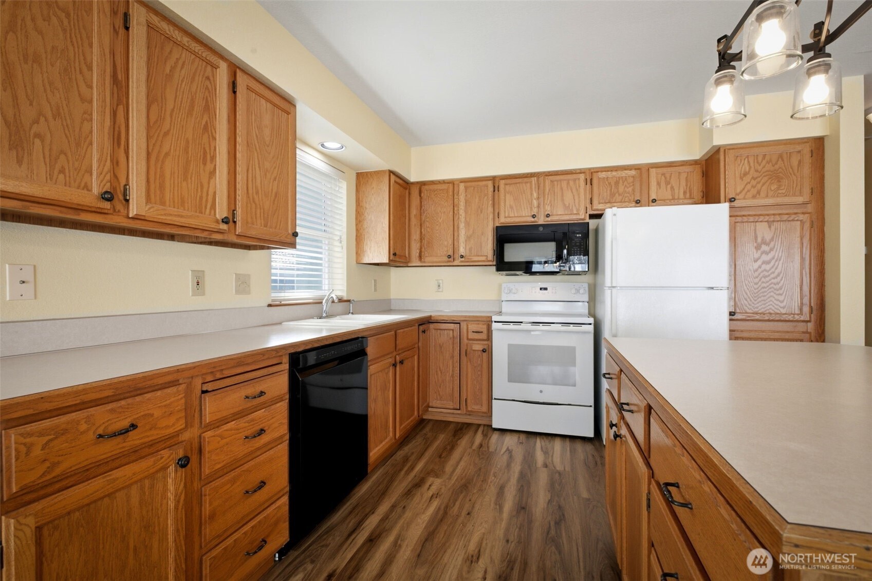 4935 Cherry Park Court Property Photo 8
