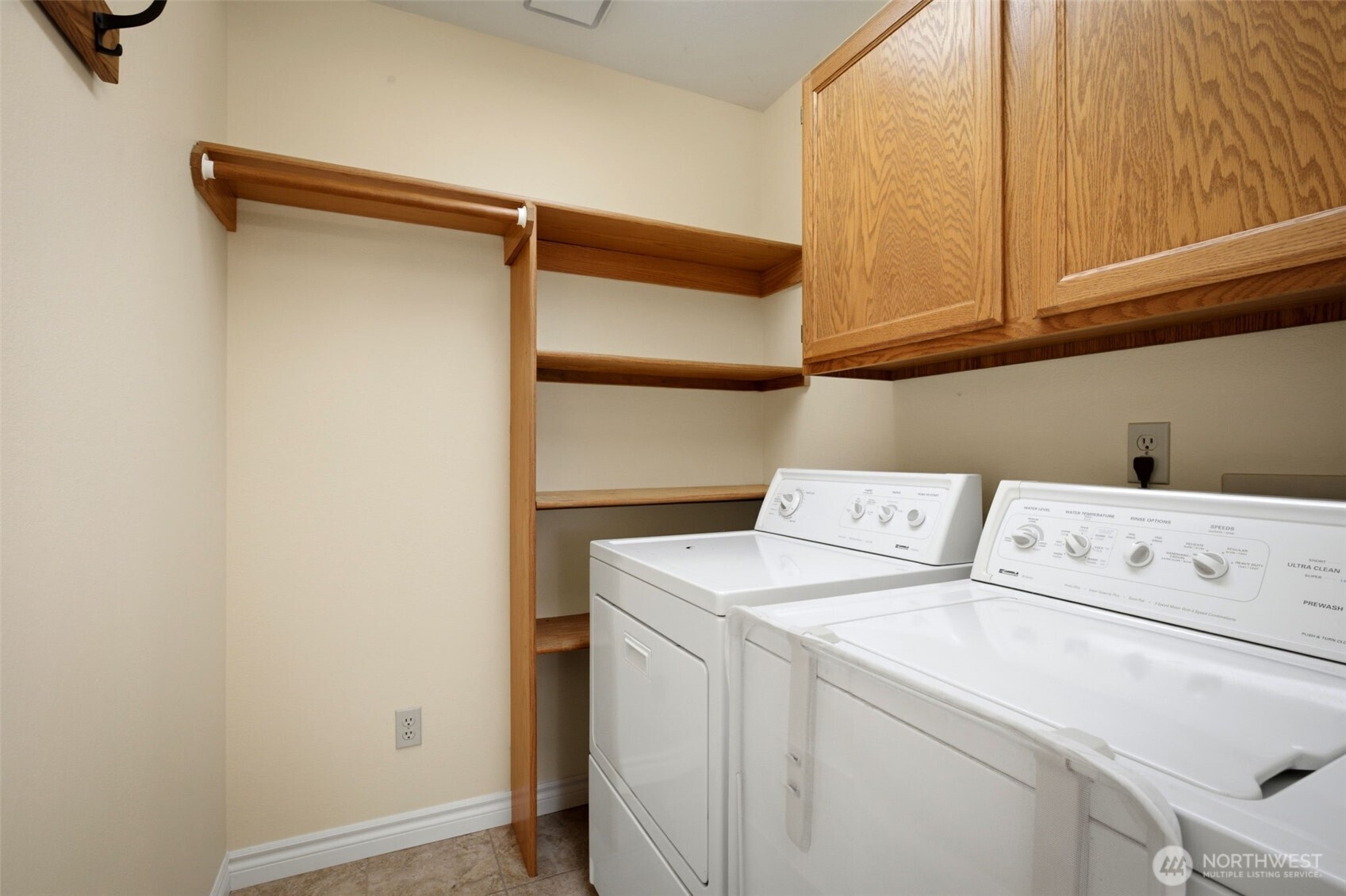 4935 Cherry Park Court Property Photo 17