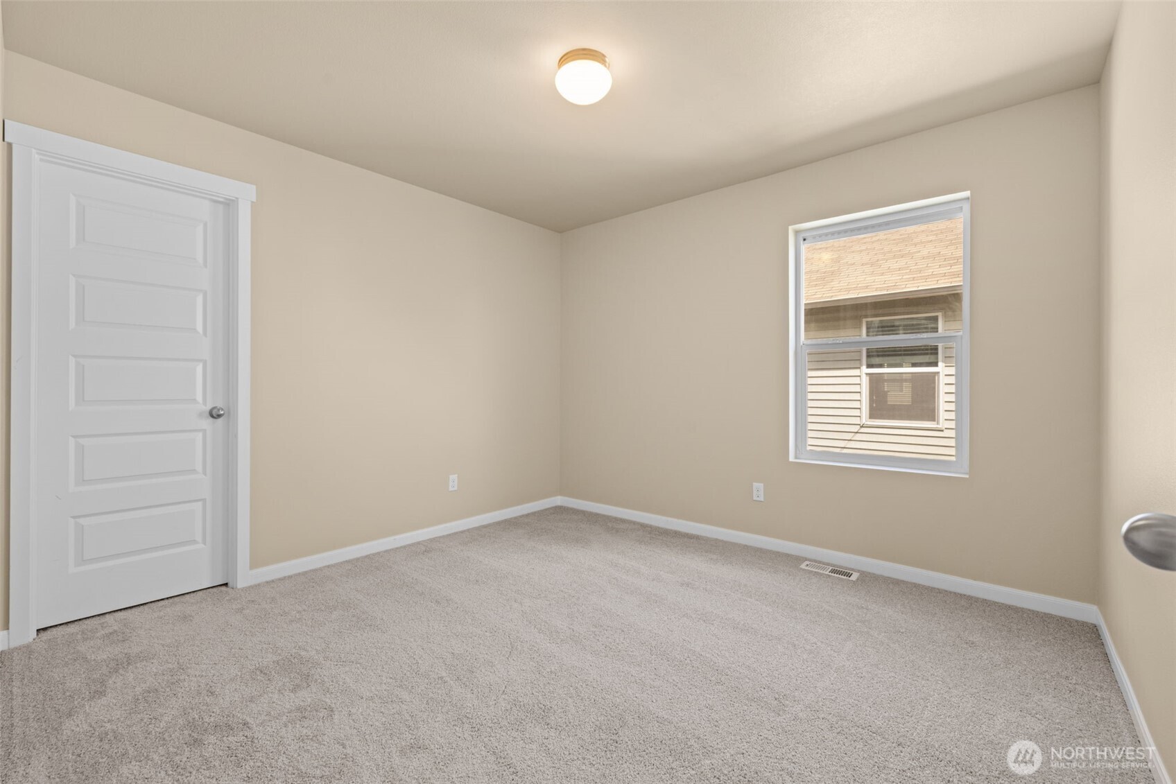 17912 E 14th Avenue Ct Property Photo 12
