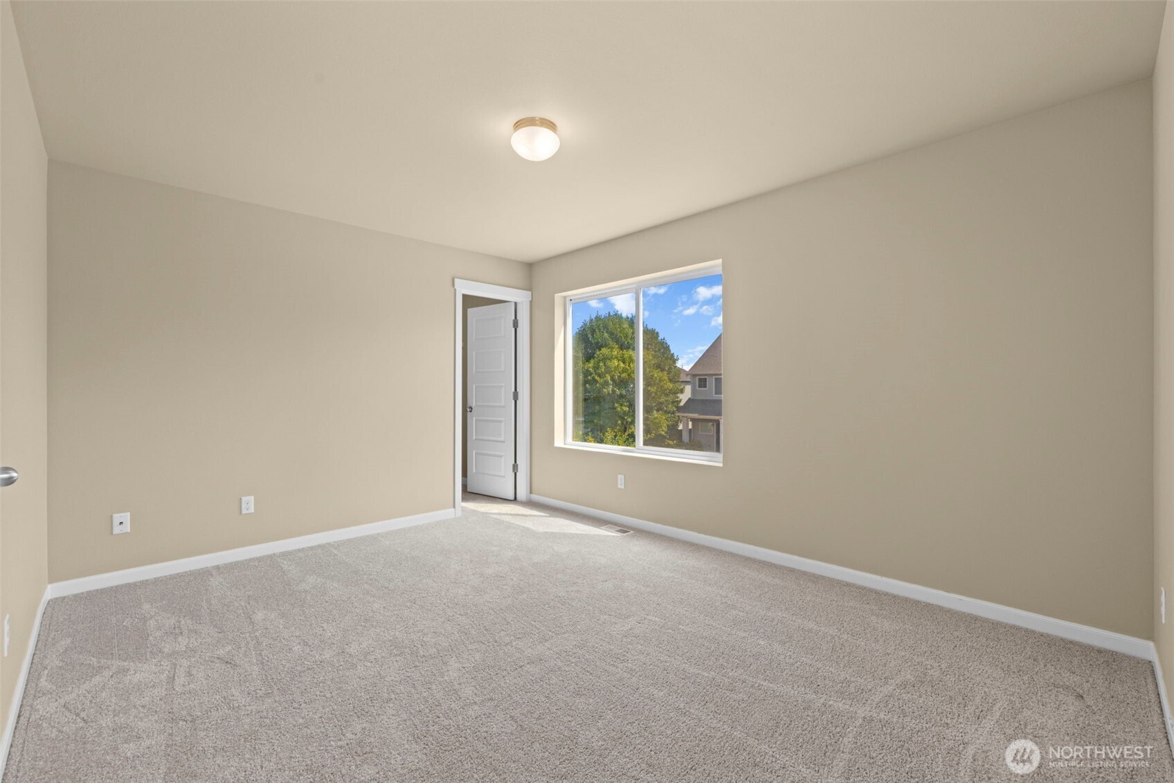 17912 E 14th Avenue Ct Property Photo 13