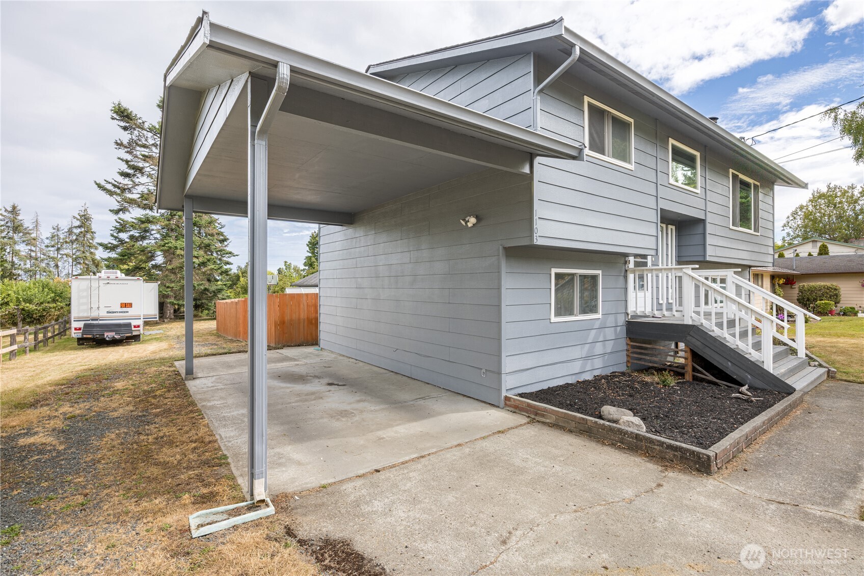 1103 E Grant Avenue Property Photo 3