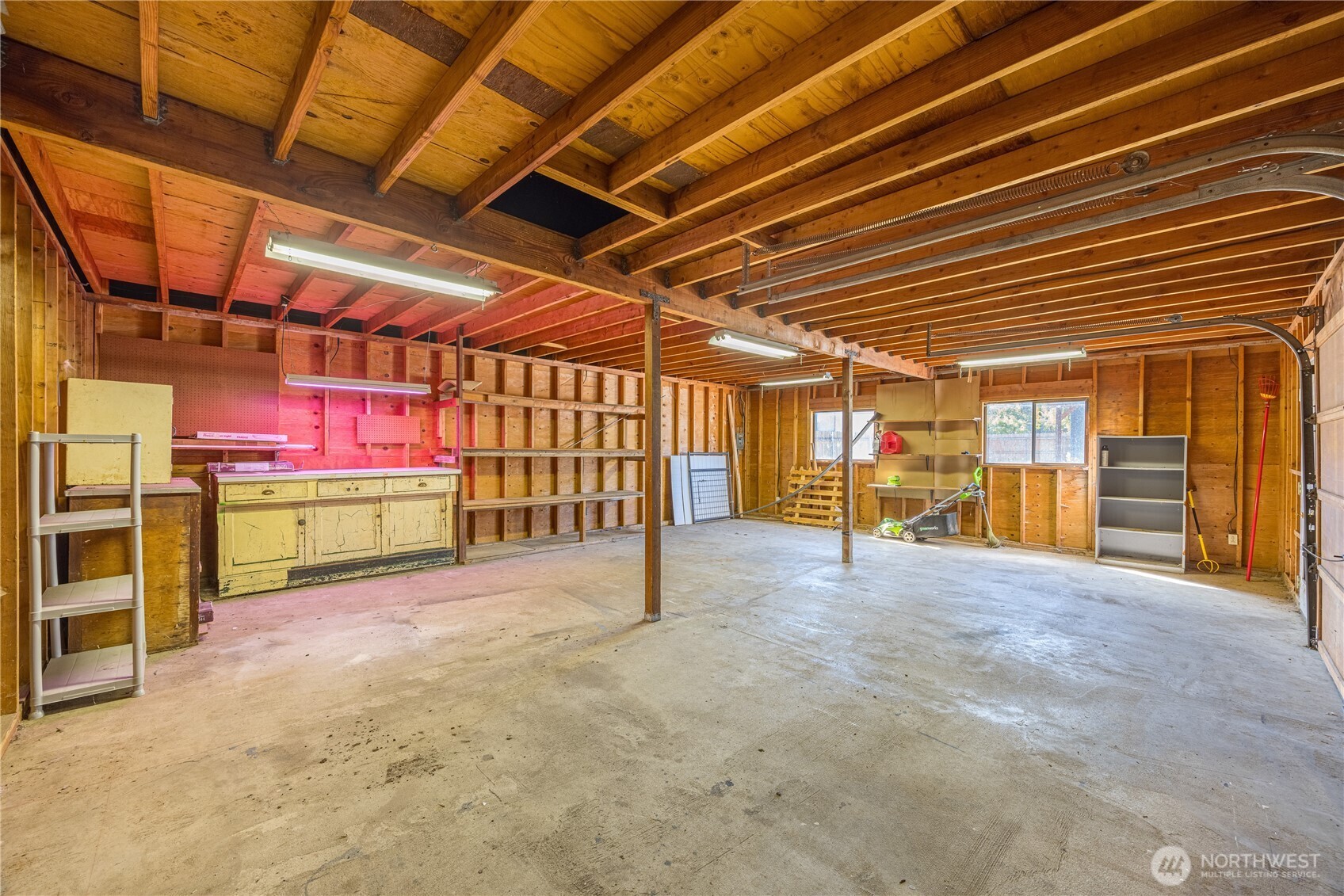 1103 E Grant Avenue Property Photo 36