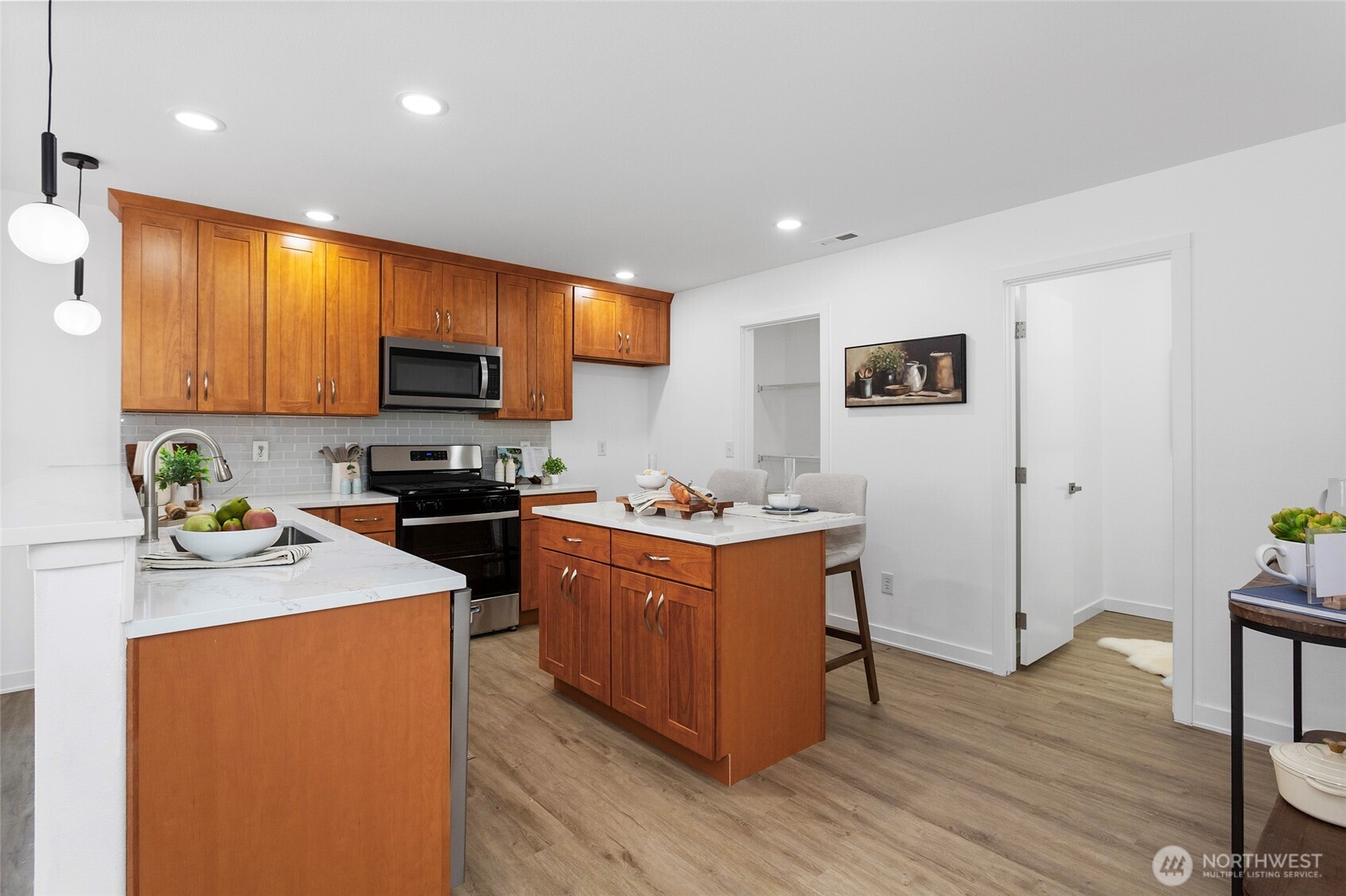 4014 153rd Place Property Photo 10