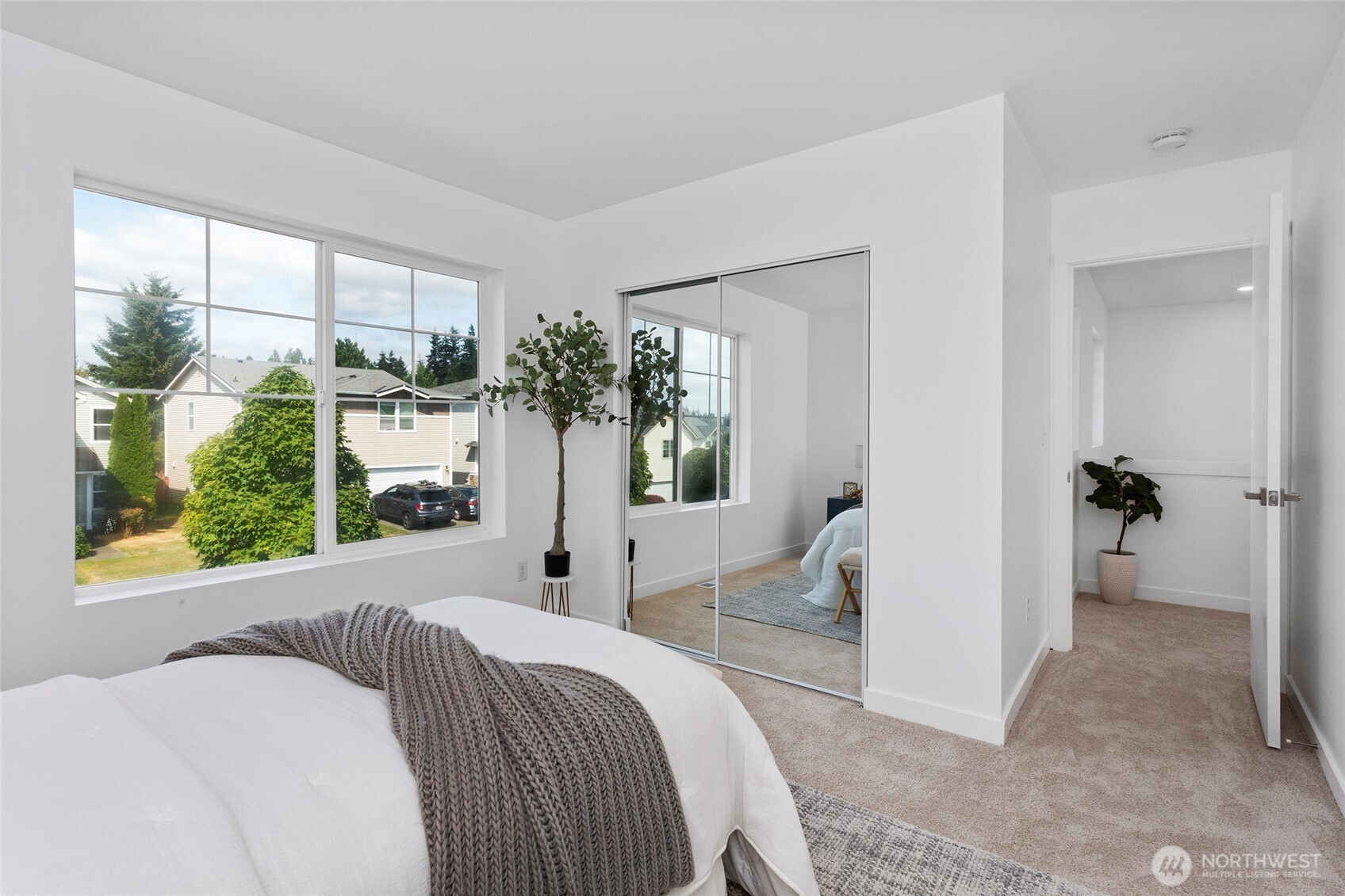 4014 153rd Place Property Photo 18
