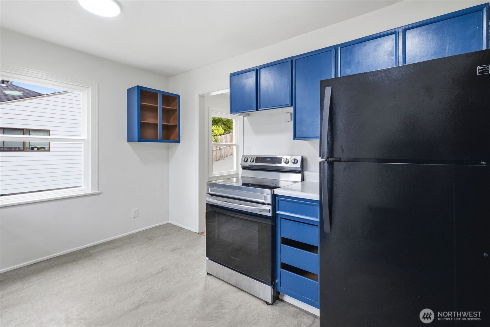 7212 S 128th Street Property Photo 10