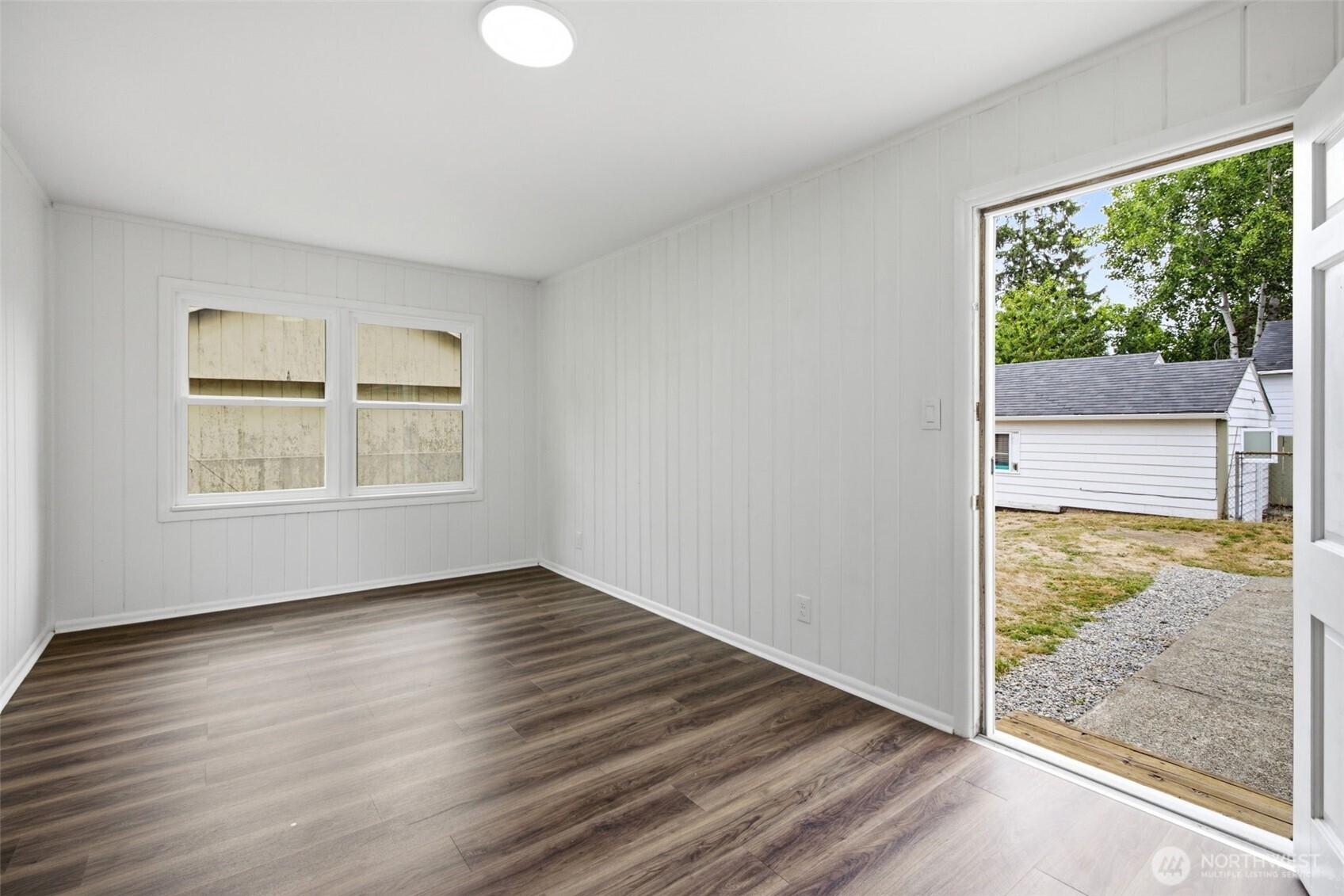 7212 S 128th Street Property Photo 14