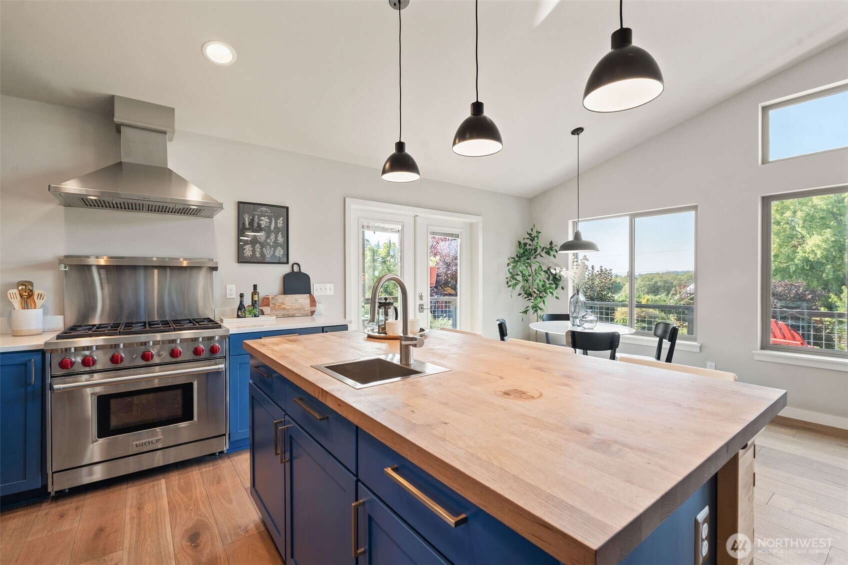 5095 Ne Willow Road Property Photo 14