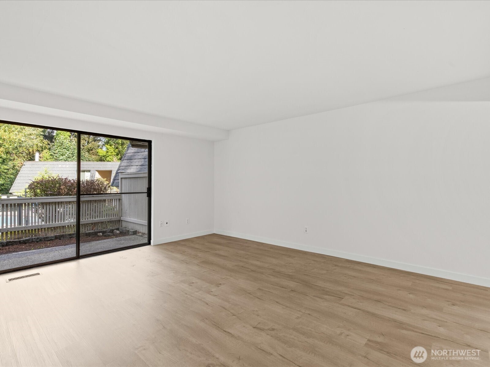 9905 Ne 124th Street 703 Property Photo 16