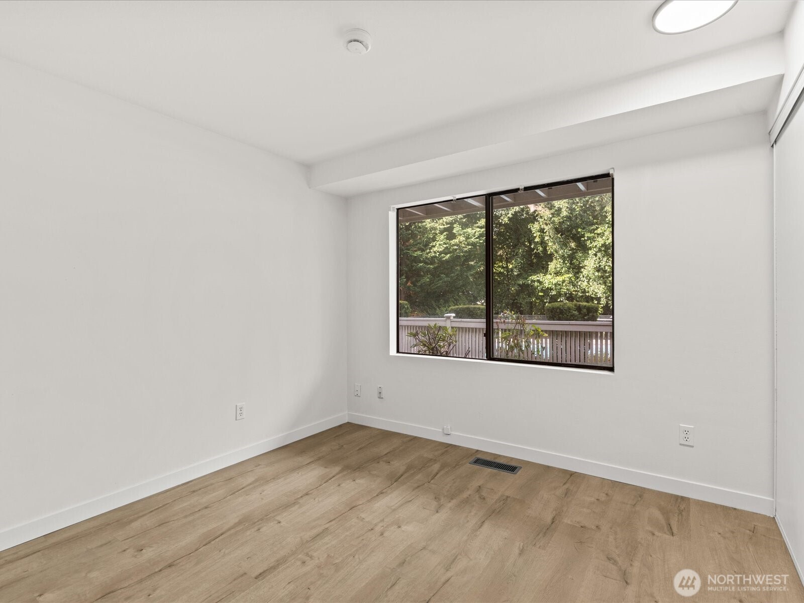 9905 Ne 124th Street 703 Property Photo 17