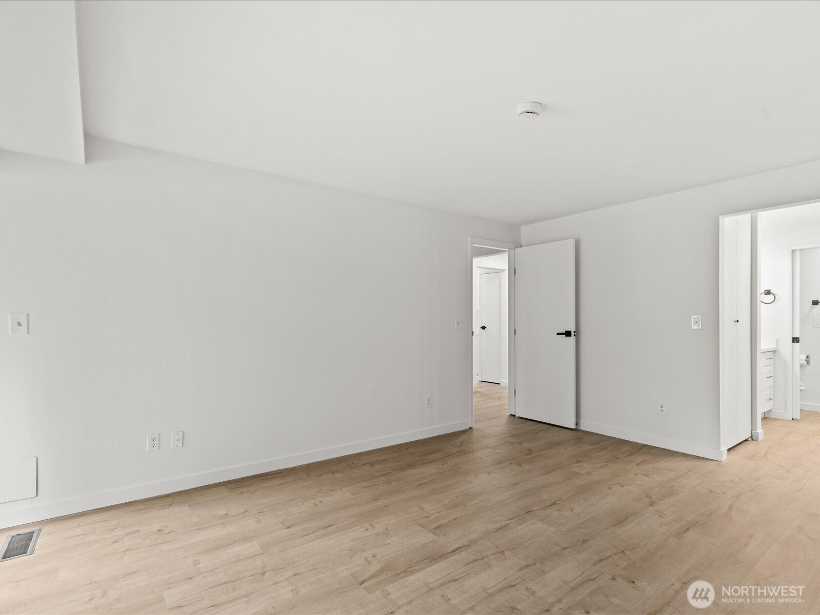 9905 Ne 124th Street 703 Property Photo 20