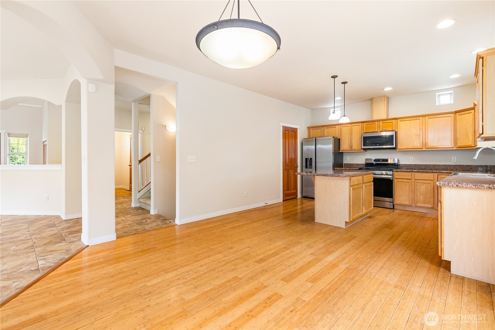 1584 Kingswood Court Property Photo 18
