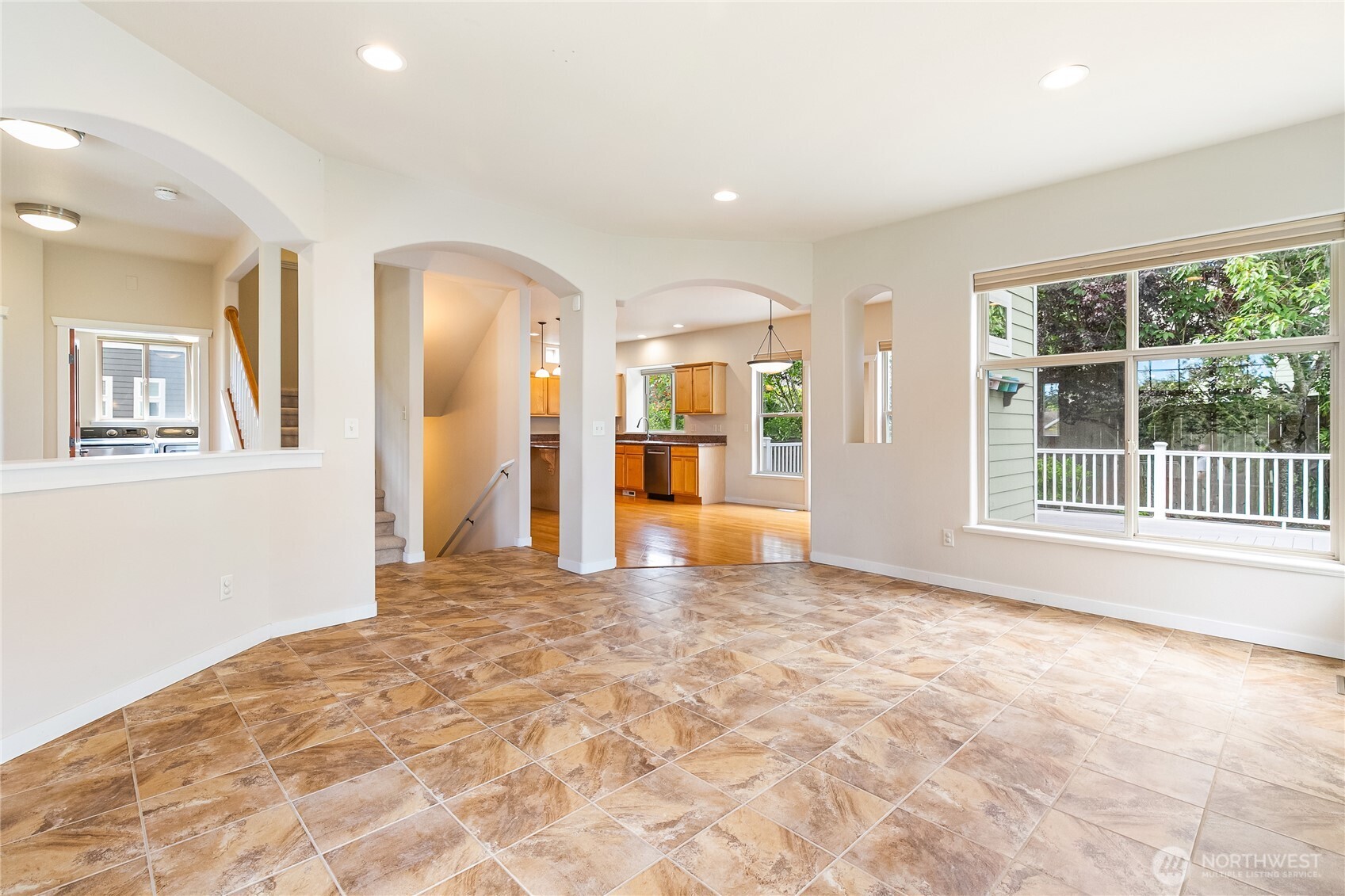 1584 Kingswood Court Property Photo 21