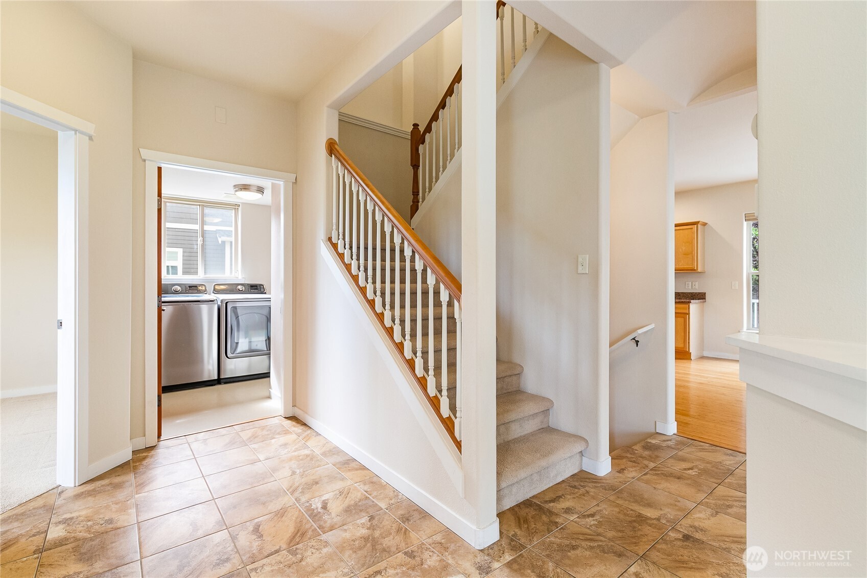 1584 Kingswood Court Property Photo 22