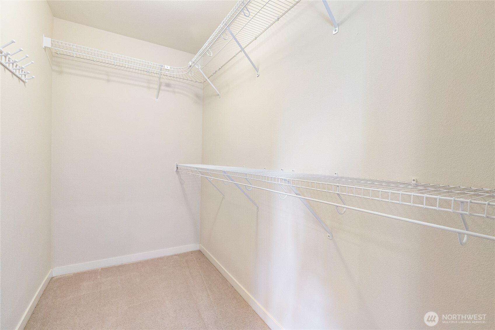 1584 Kingswood Court Property Photo 24