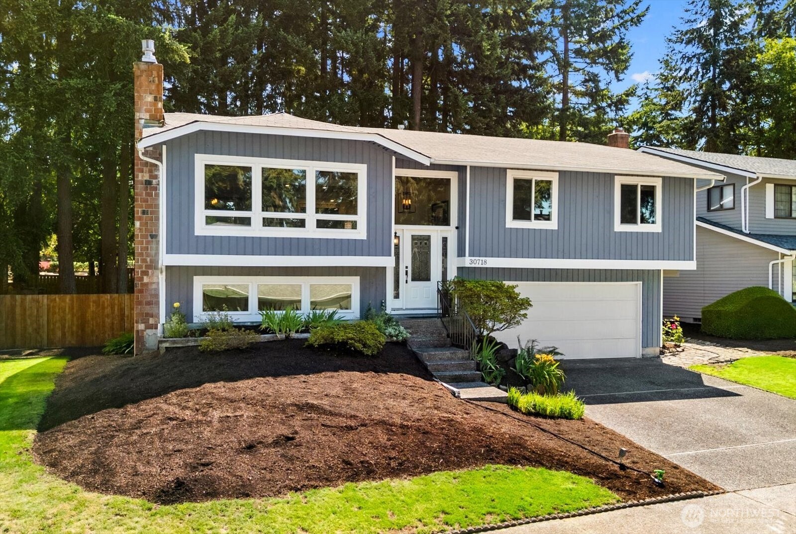30718 5th Place Property Photo 2