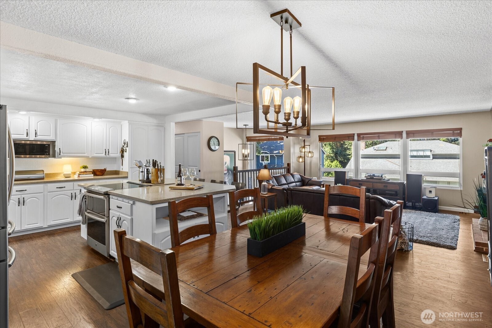 30718 5th Place Property Photo 10