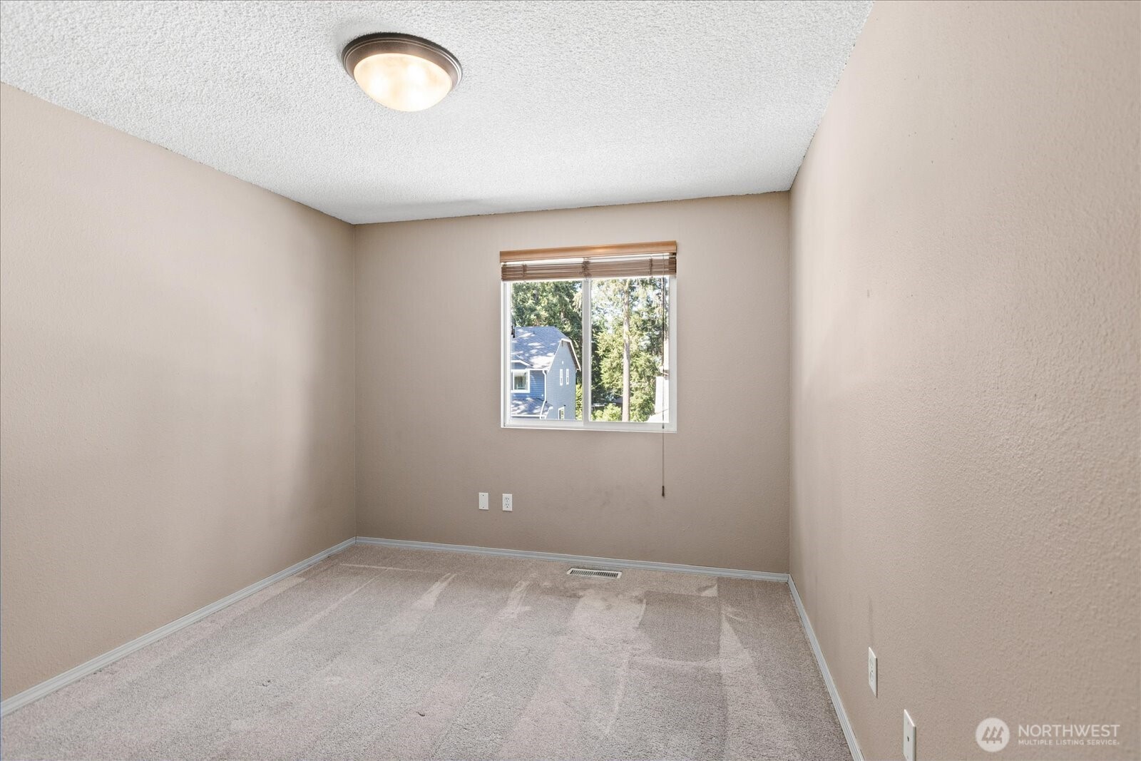 30718 5th Place Property Photo 14