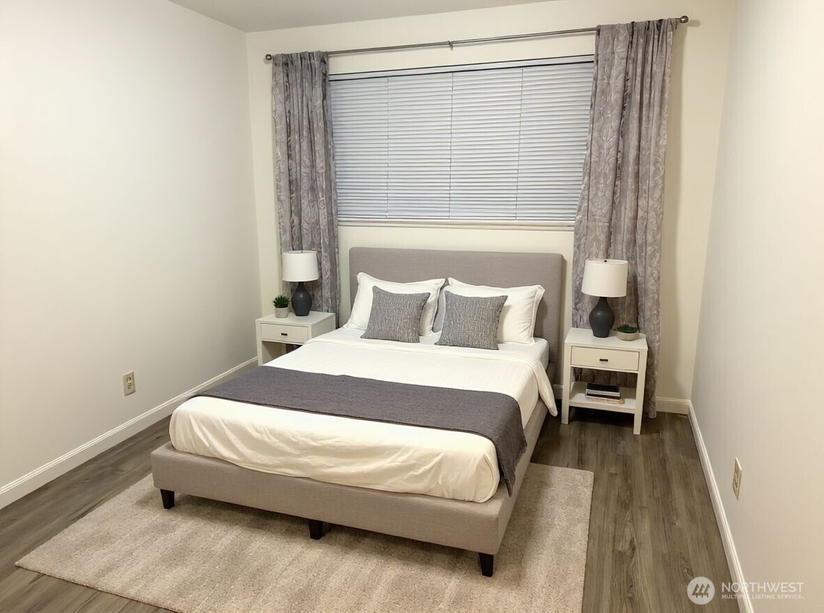 5208 Sand Point Way Property Photo 7