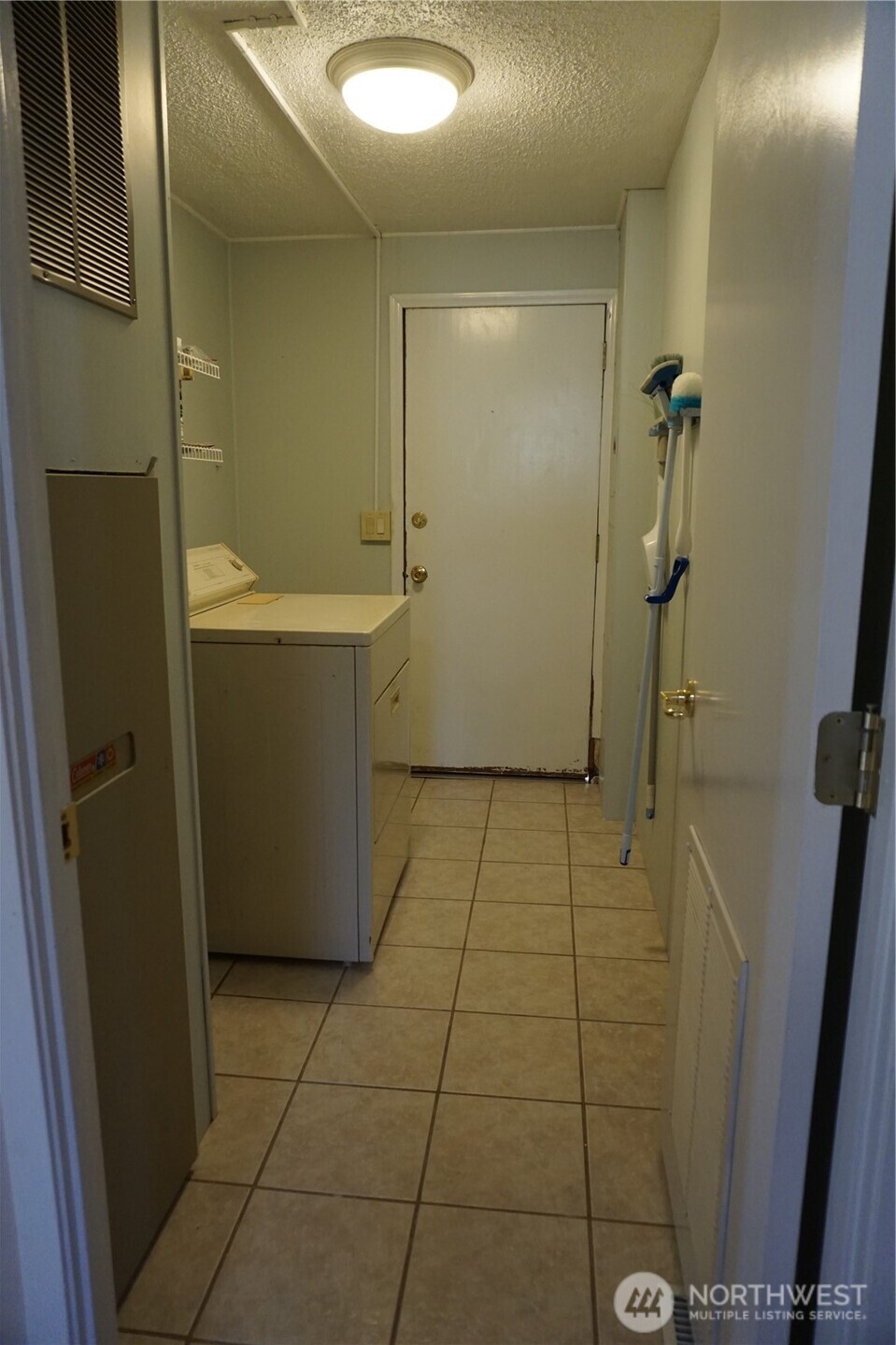 9324 218th Street Ct 11 Property Photo 9