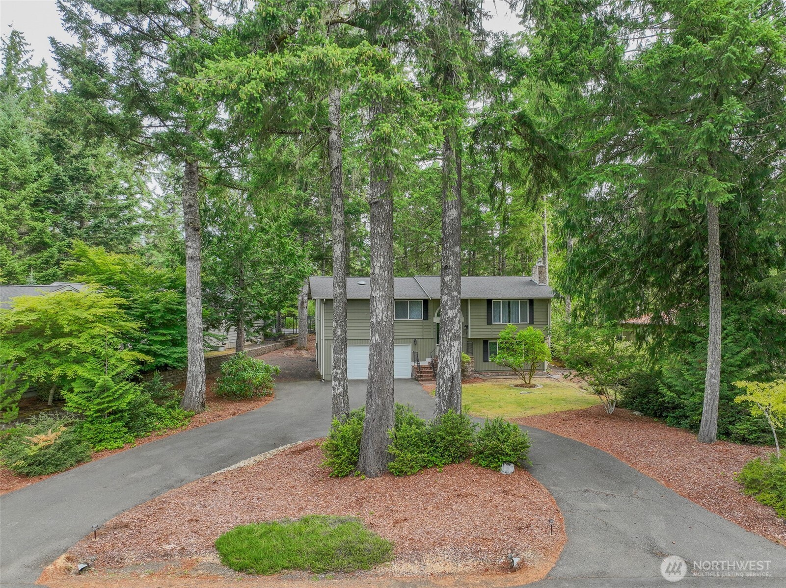 591 E Country Club Drive Property Photo 29