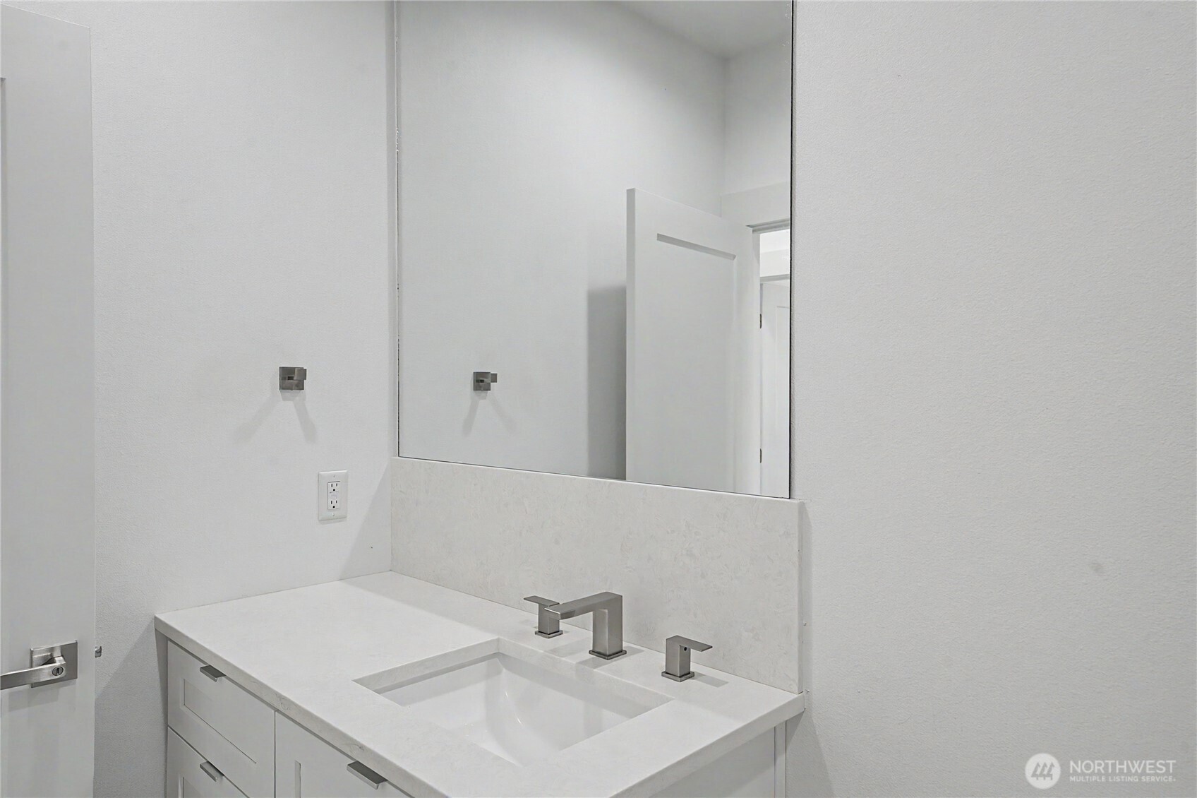 4103 Ne Quinn Drive Property Photo 31