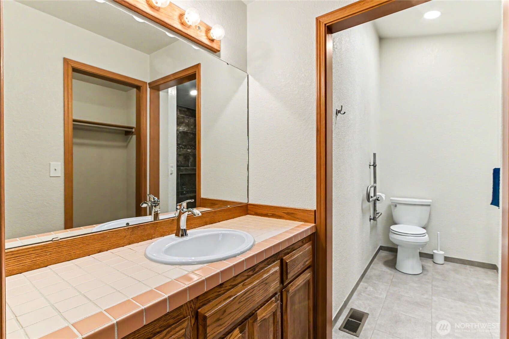 3922 14th Court Property Photo 16