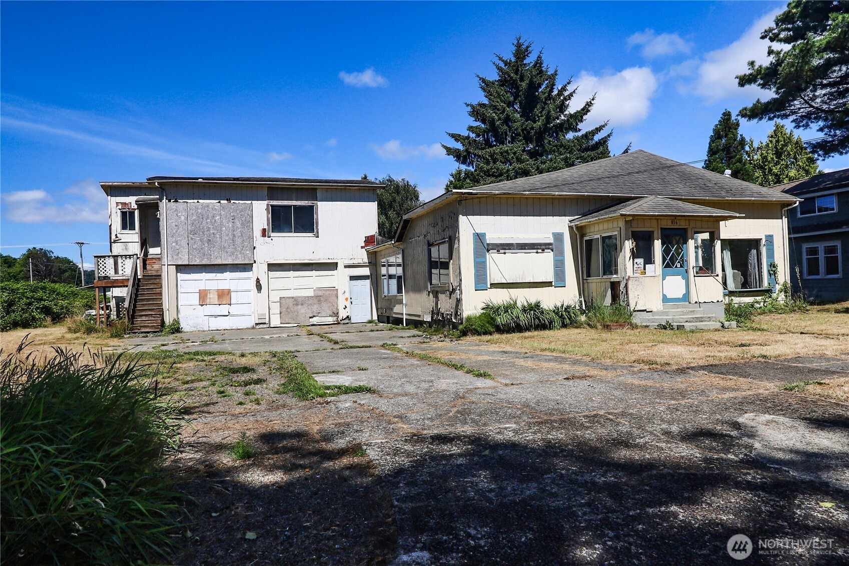 816 6th Street Property Photo 3