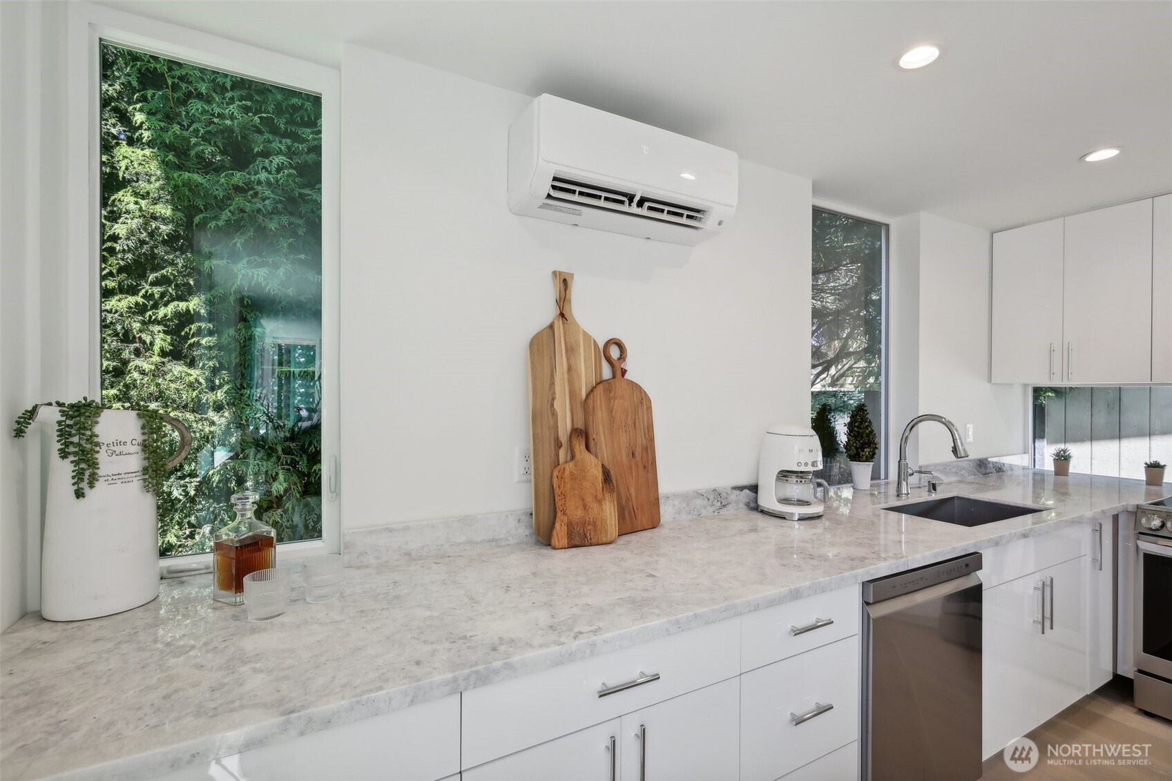 404 N 127th Street B Property Photo 12