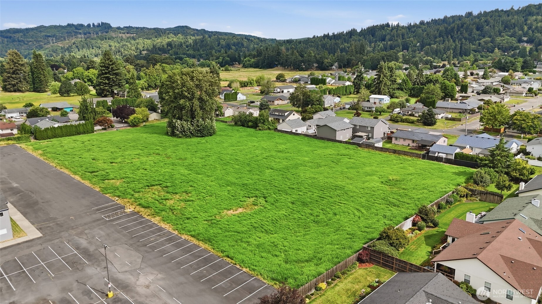 0 Sires Crossing Property Photo 3