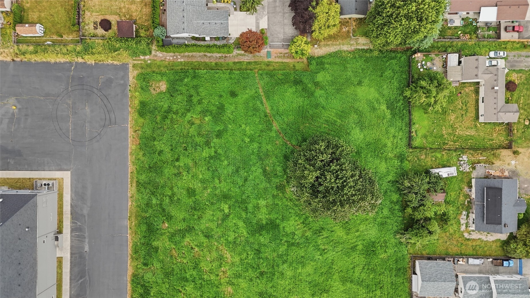 0 Sires Crossing Property Photo 14
