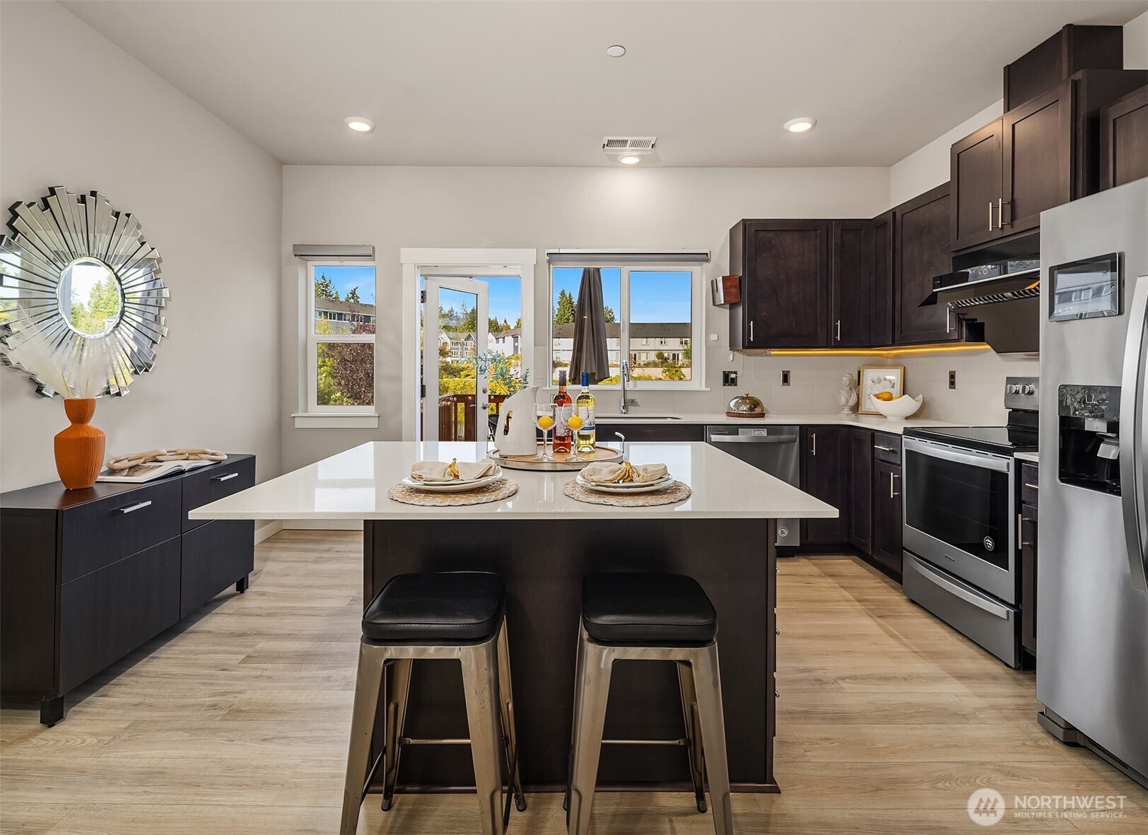 1621 Seattle Hill Road Jj-2 Property Photo 5