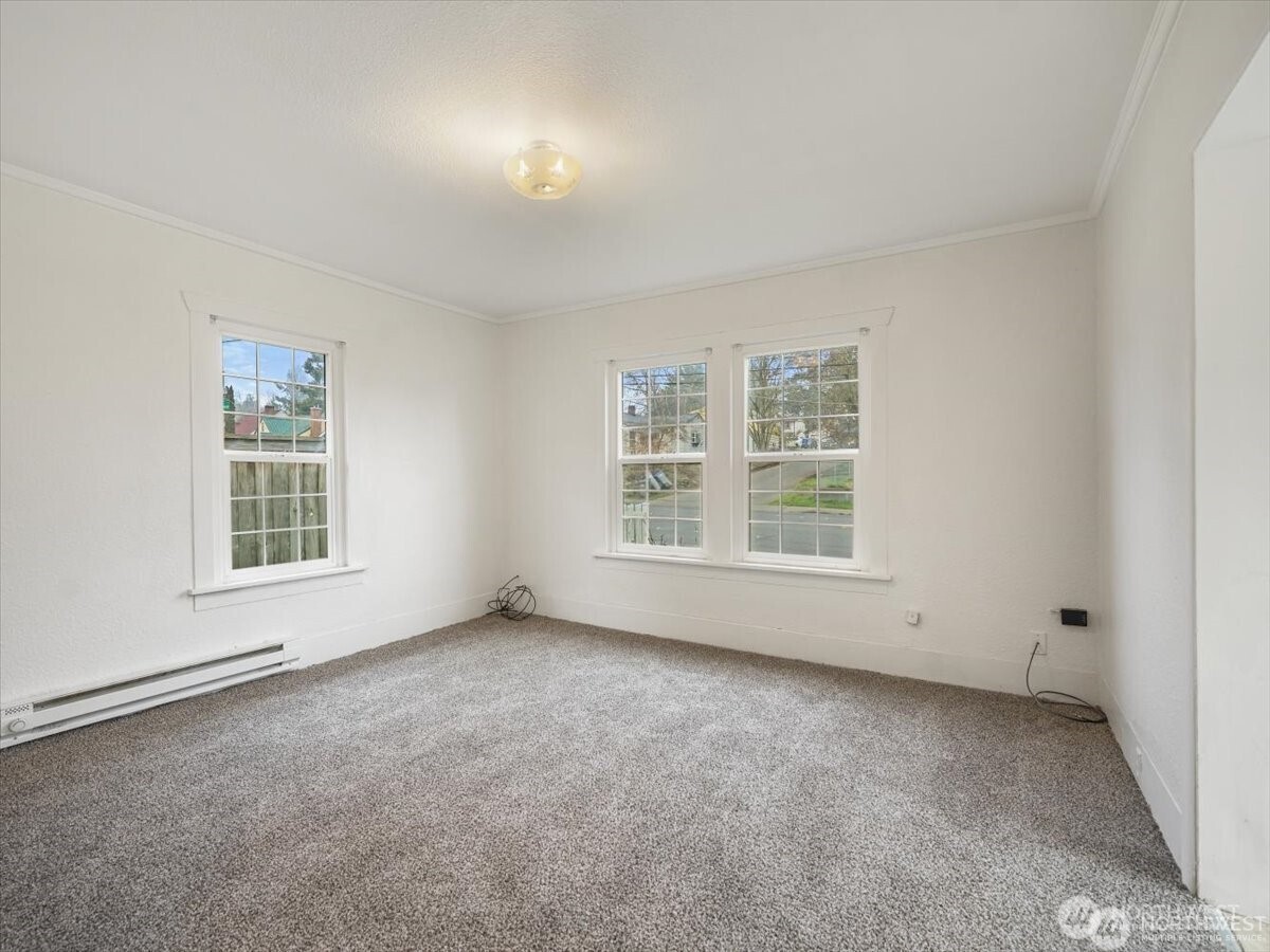 1929 11th Street Property Photo 7