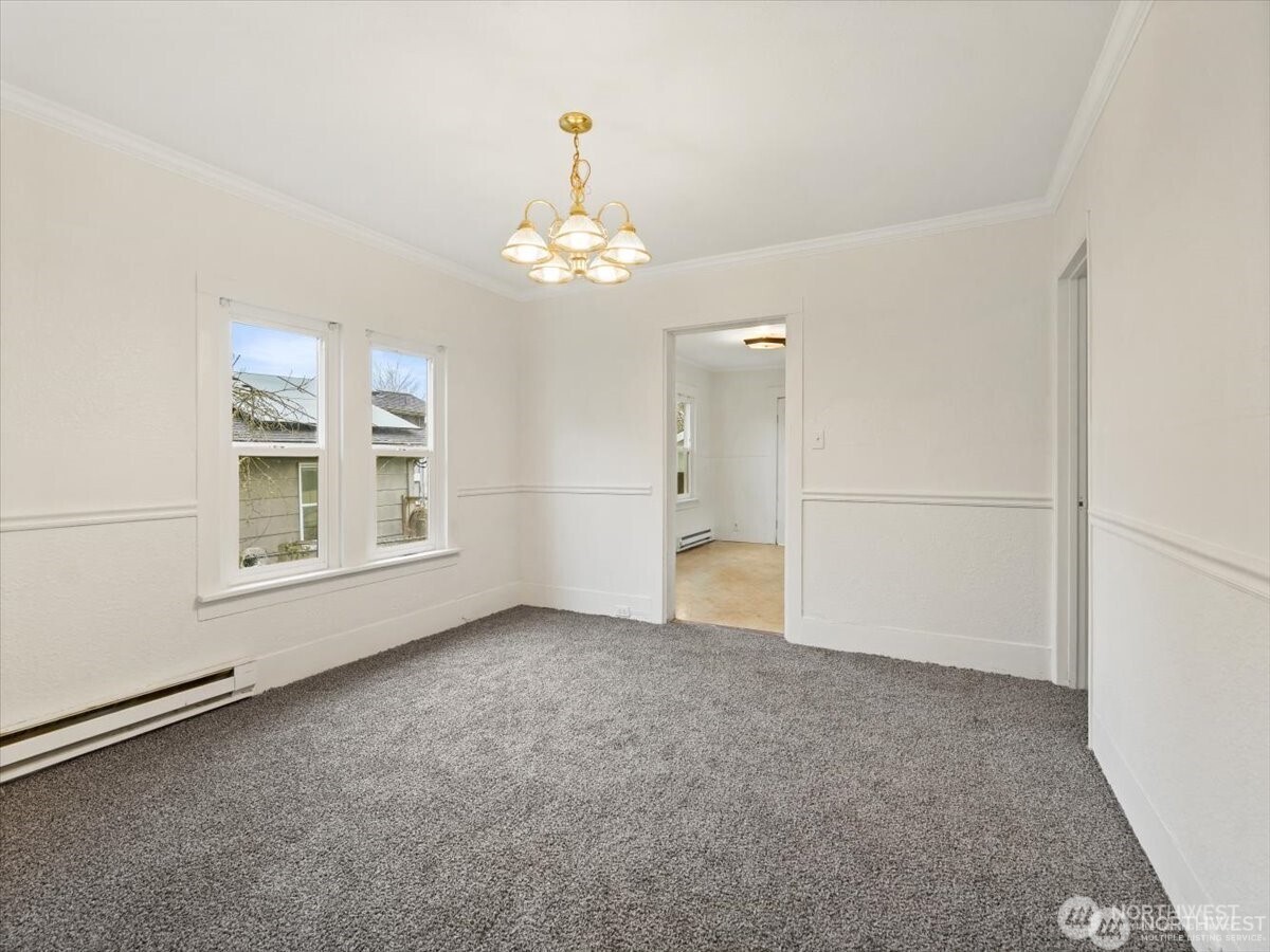 1929 11th Street Property Photo 8