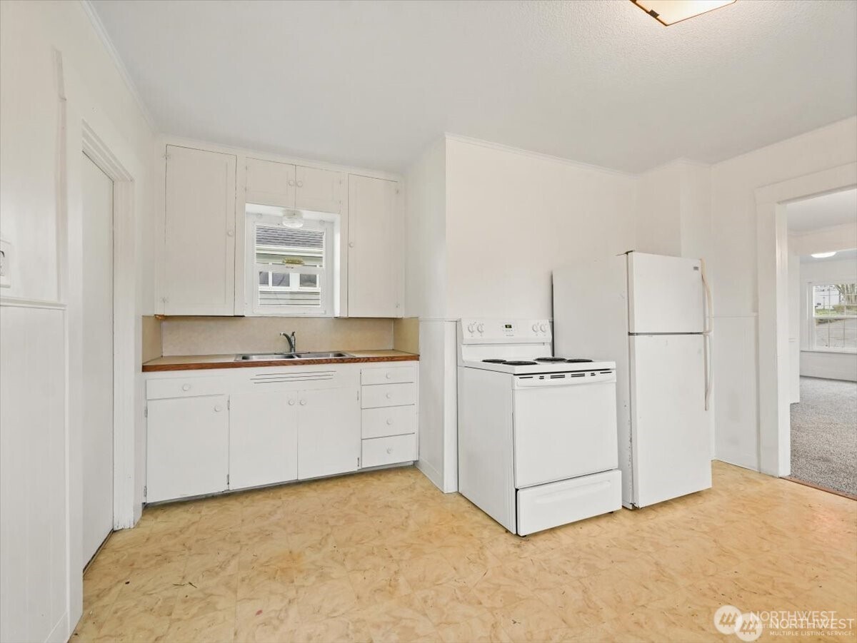 1929 11th Street Property Photo 14