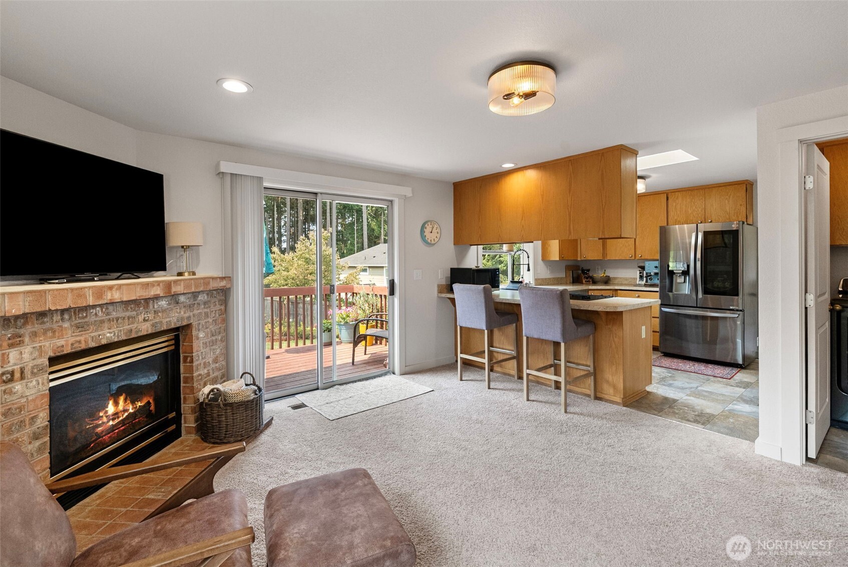 1250 Roe Street Property Photo 13