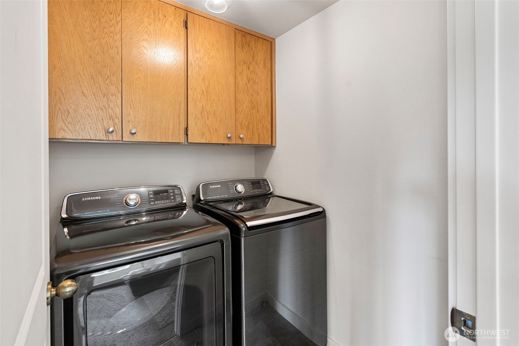 1250 Roe Street Property Photo 15