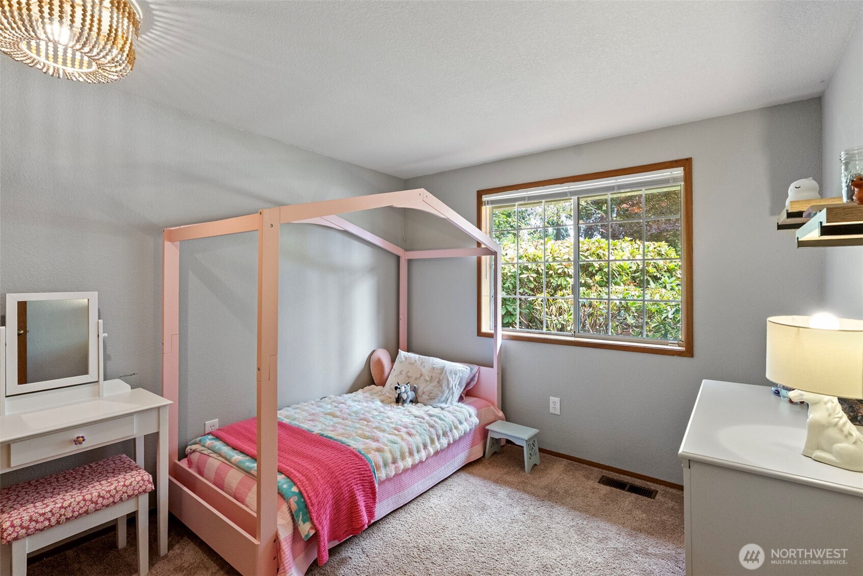 1250 Roe Street Property Photo 18