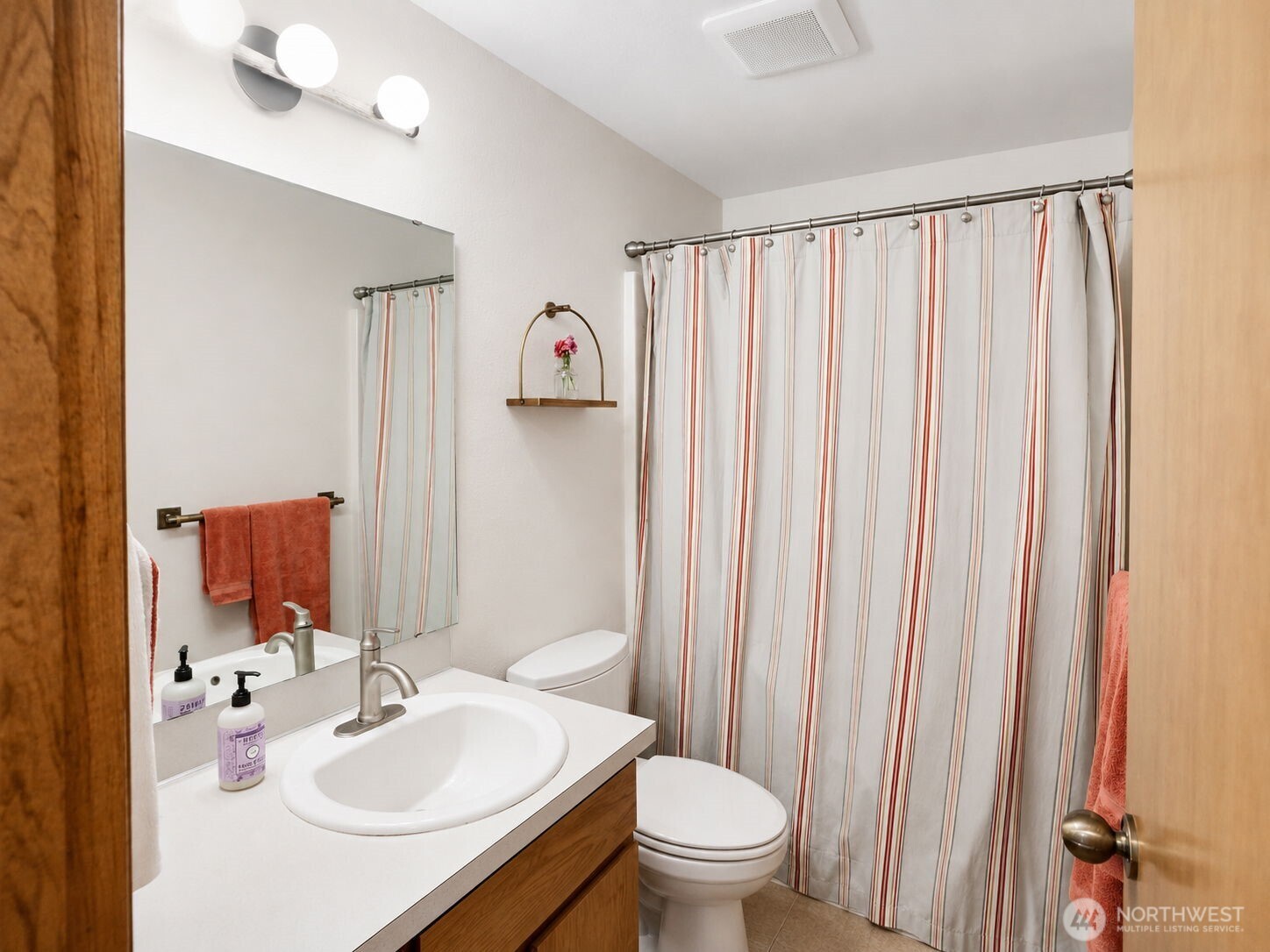 1250 Roe Street Property Photo 20
