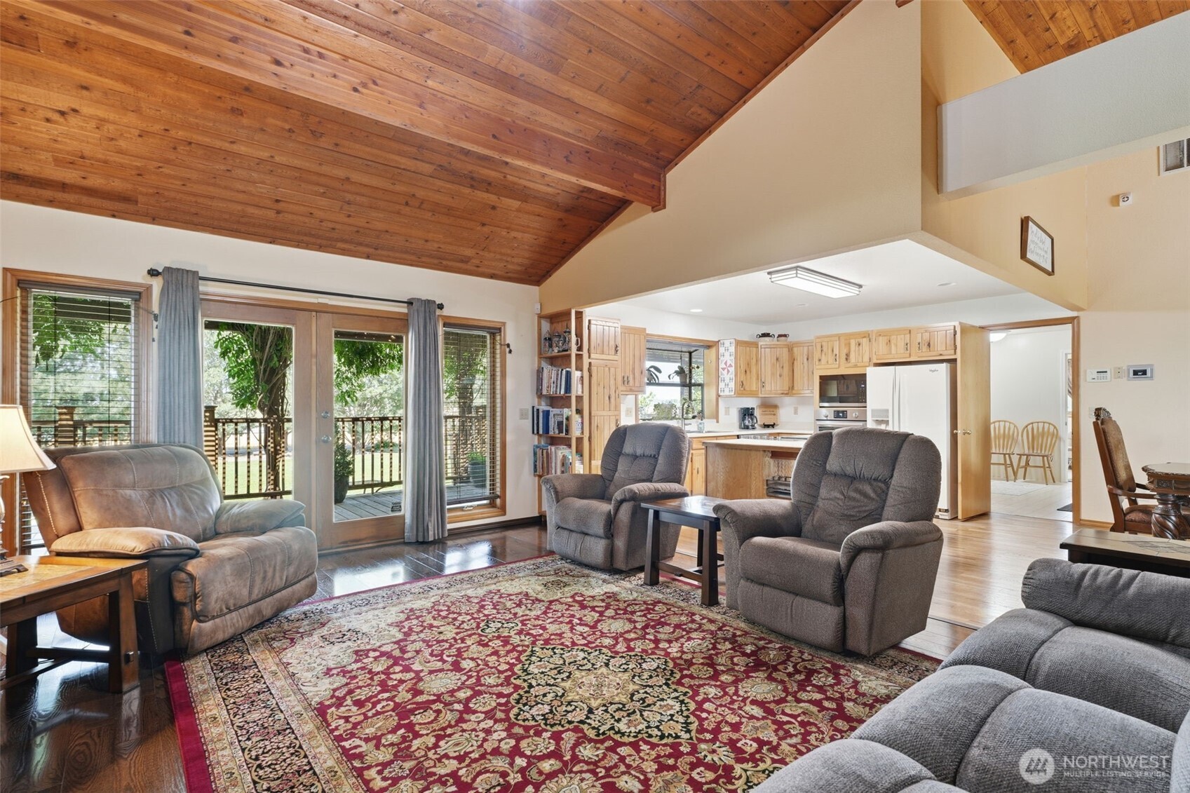 3011 Birch Road Property Photo 10