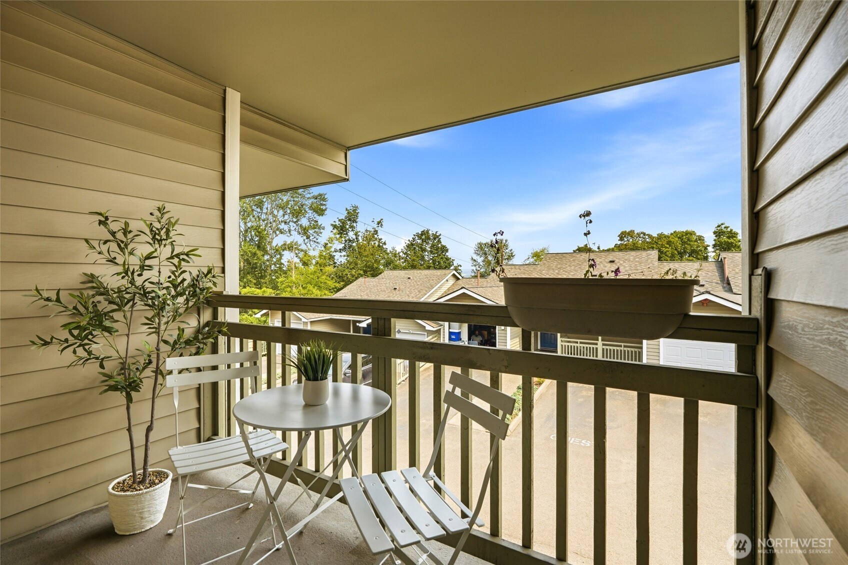 901 E Marine View Drive 104 Property Photo 14
