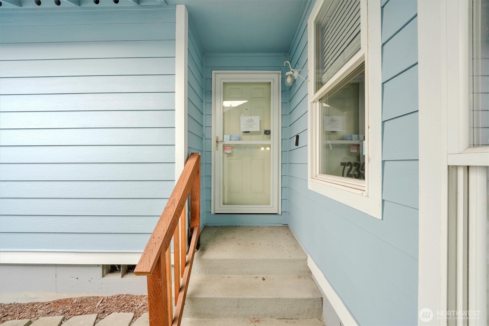 7236 163rd Street Property Photo 5