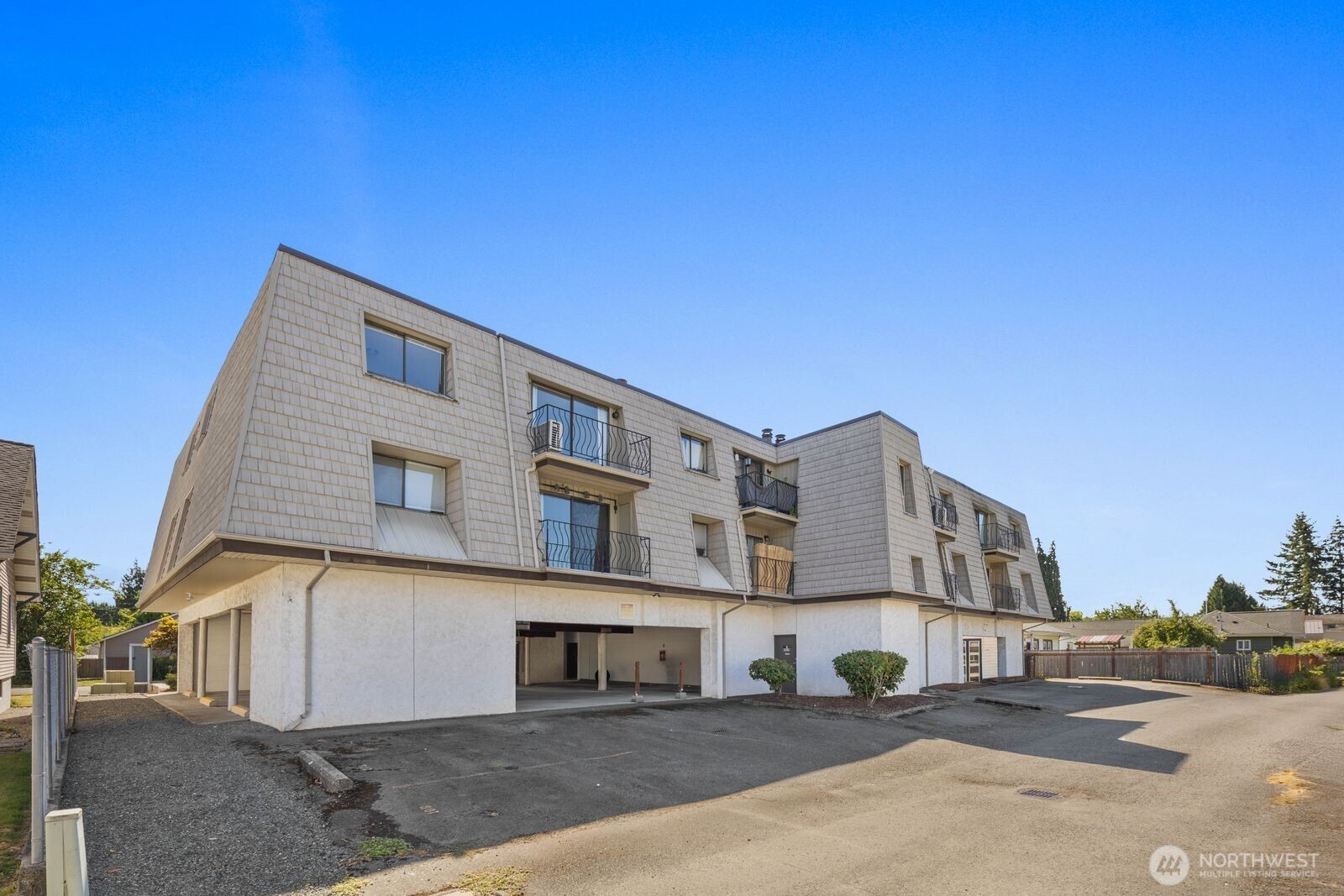 435 Williams Avenue 206 Property Photo 12
