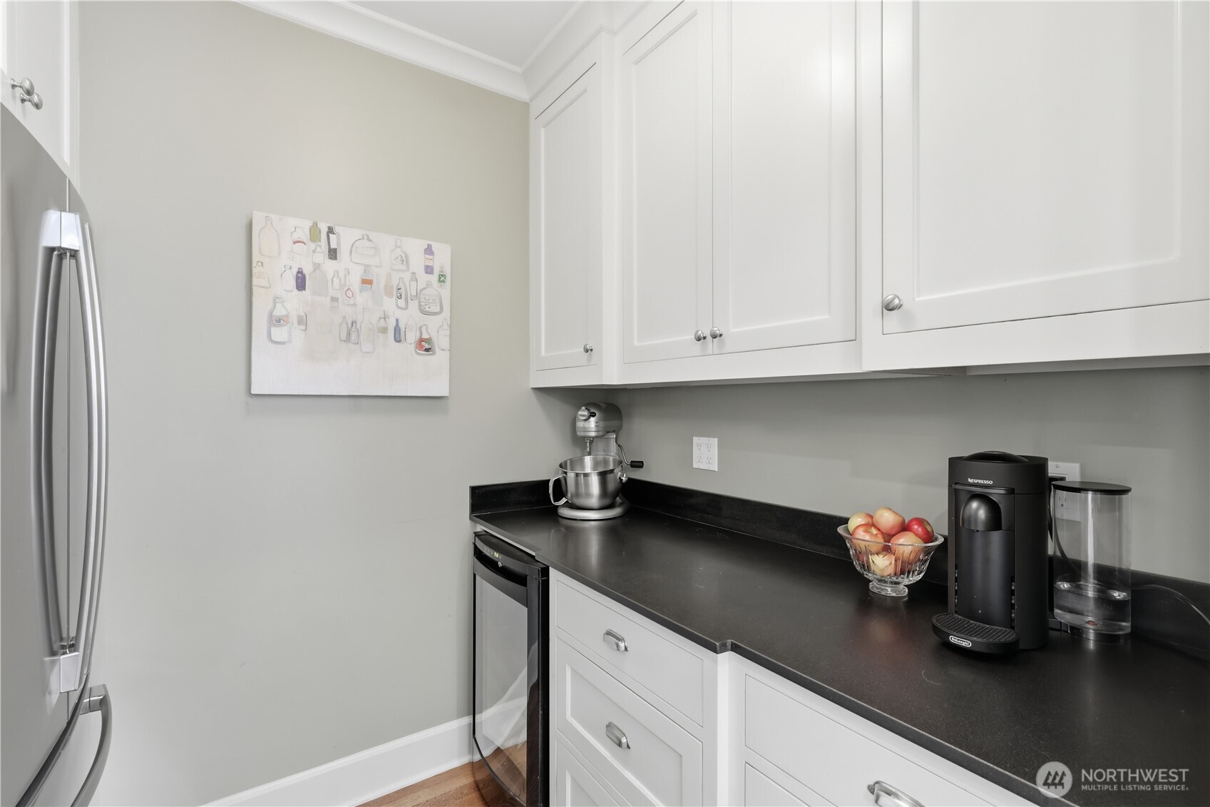 3127 Broadway Property Photo 10