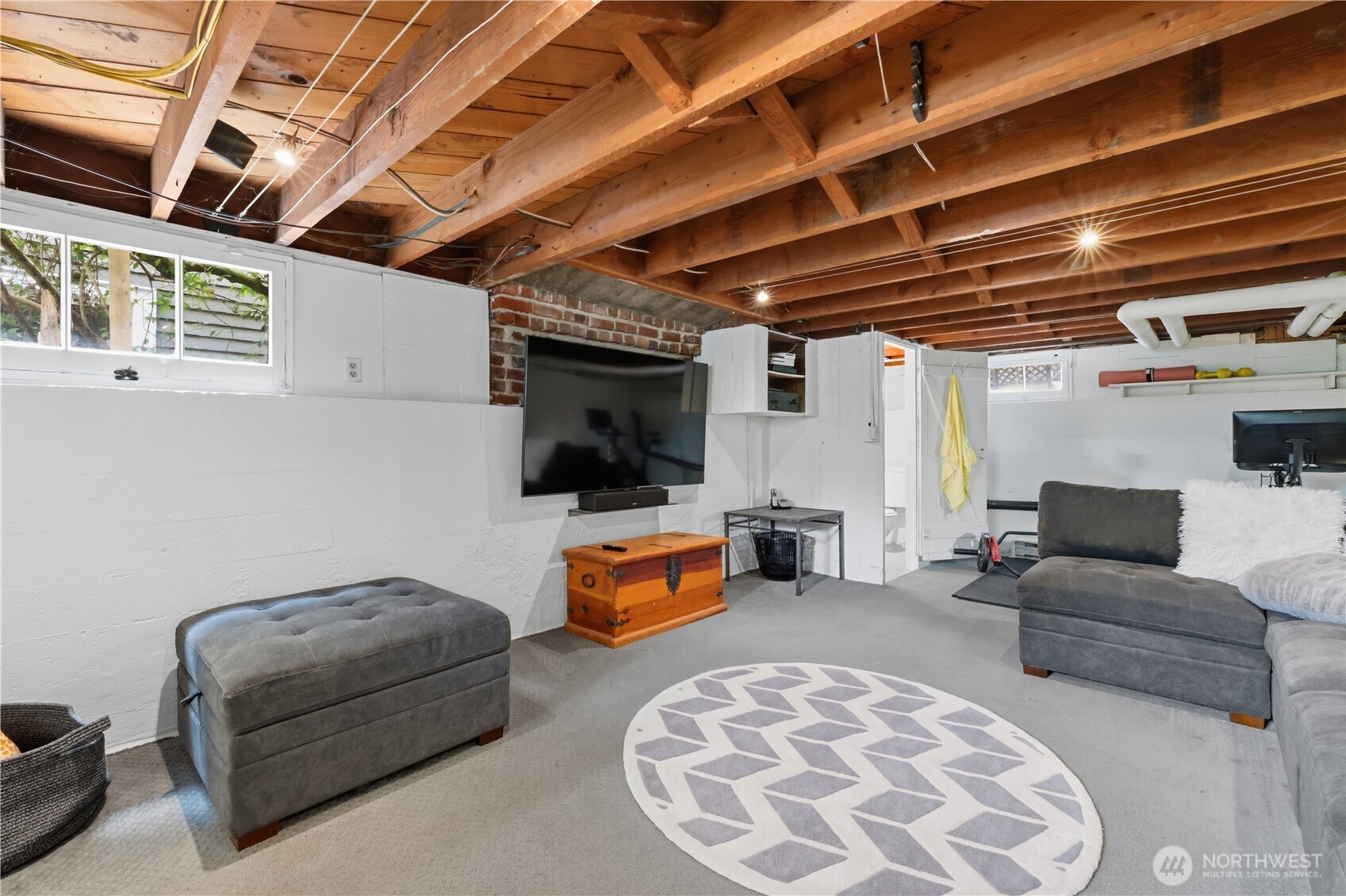 3127 Broadway Property Photo 27